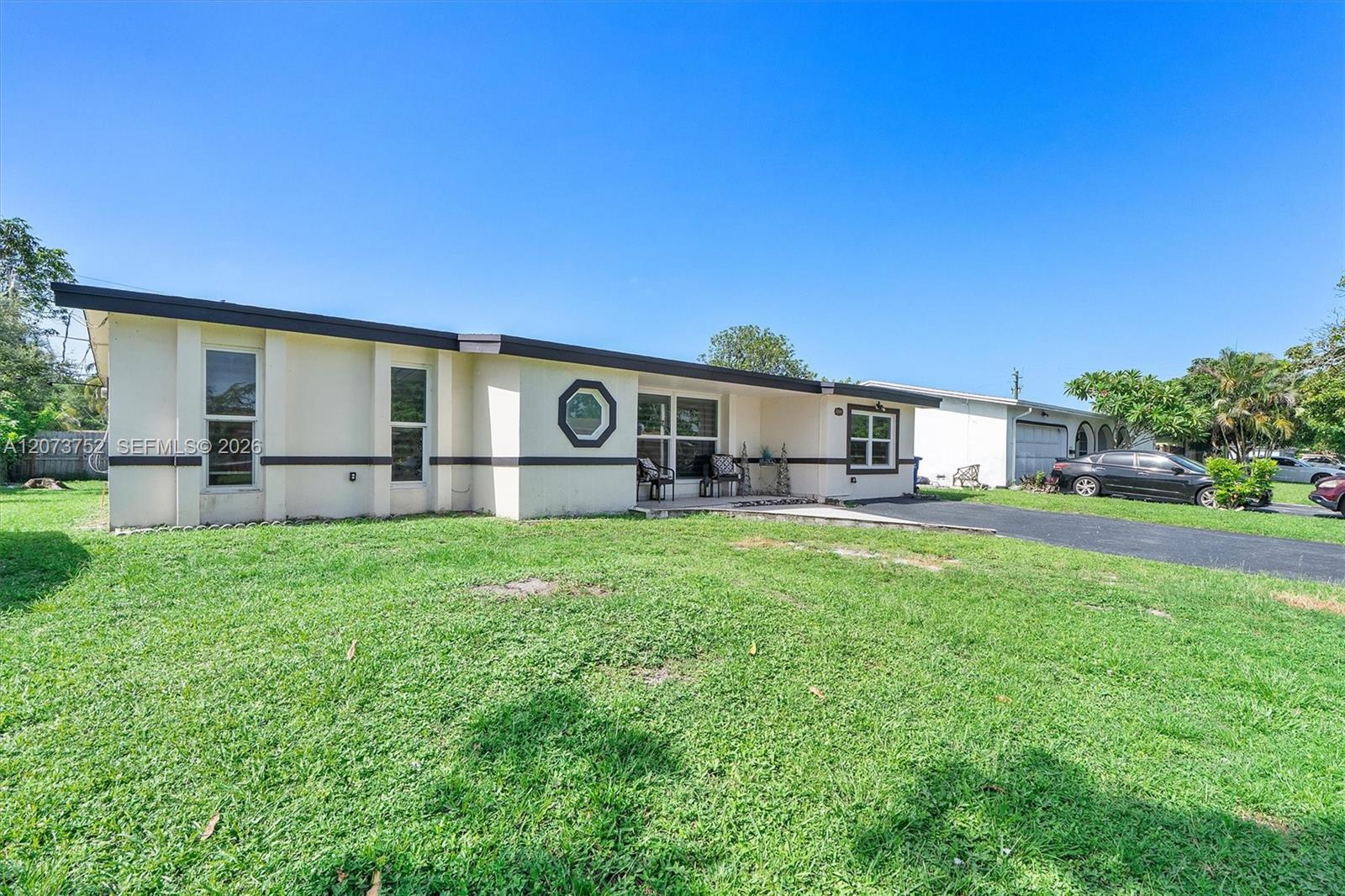 8544 Sheraton Dr, Miramar FL 33025