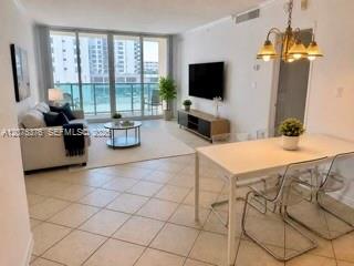 2501 S Ocean Dr # 439 — Photo 2