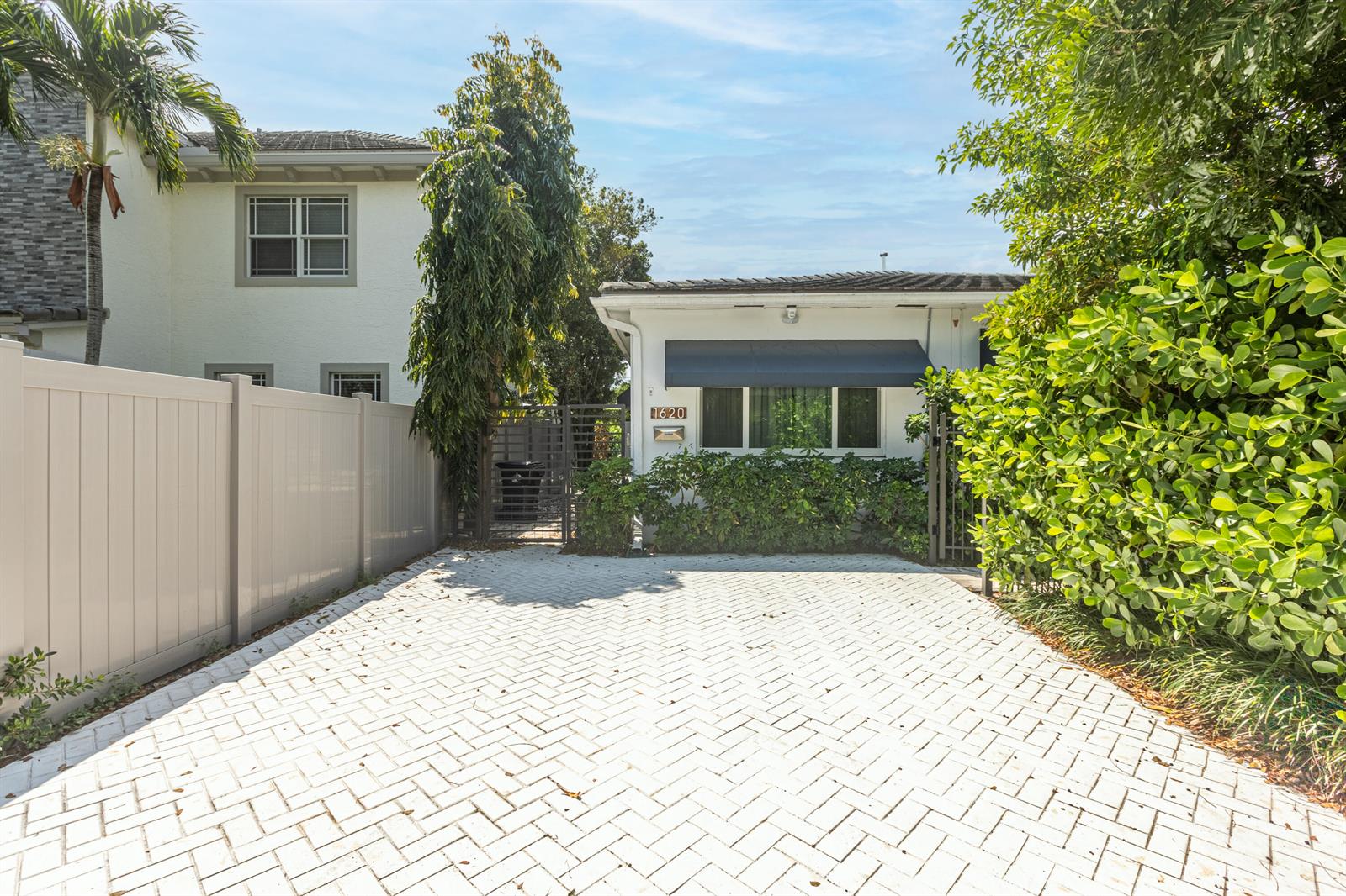 1620 NE 8th Street, Fort Lauderdale FL 33304