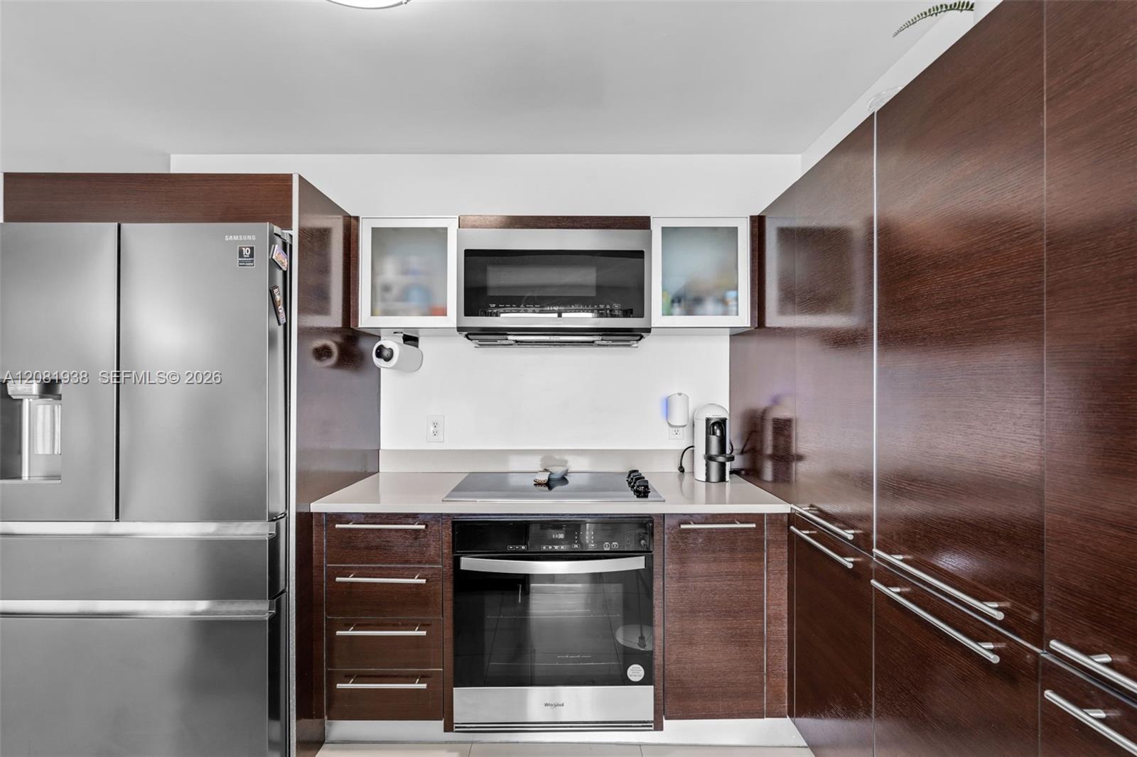 1900 N Bayshore Dr # 2111 — Photo 4