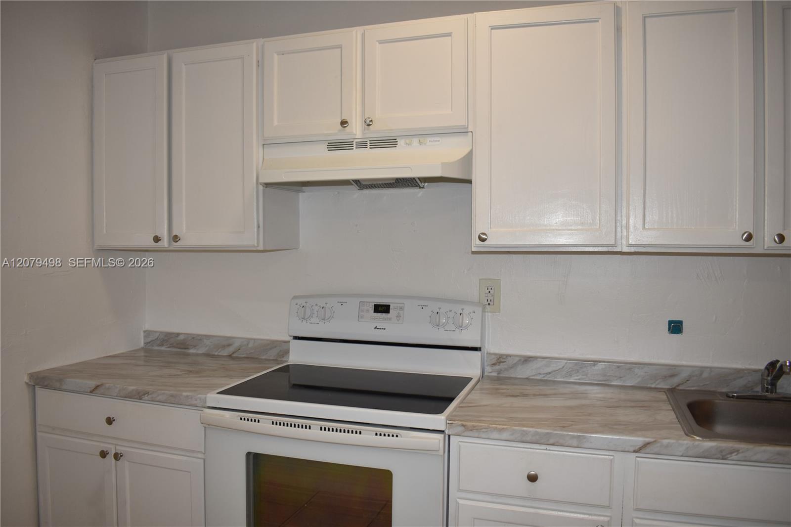 2300 Superior St # 1 — Photo 3