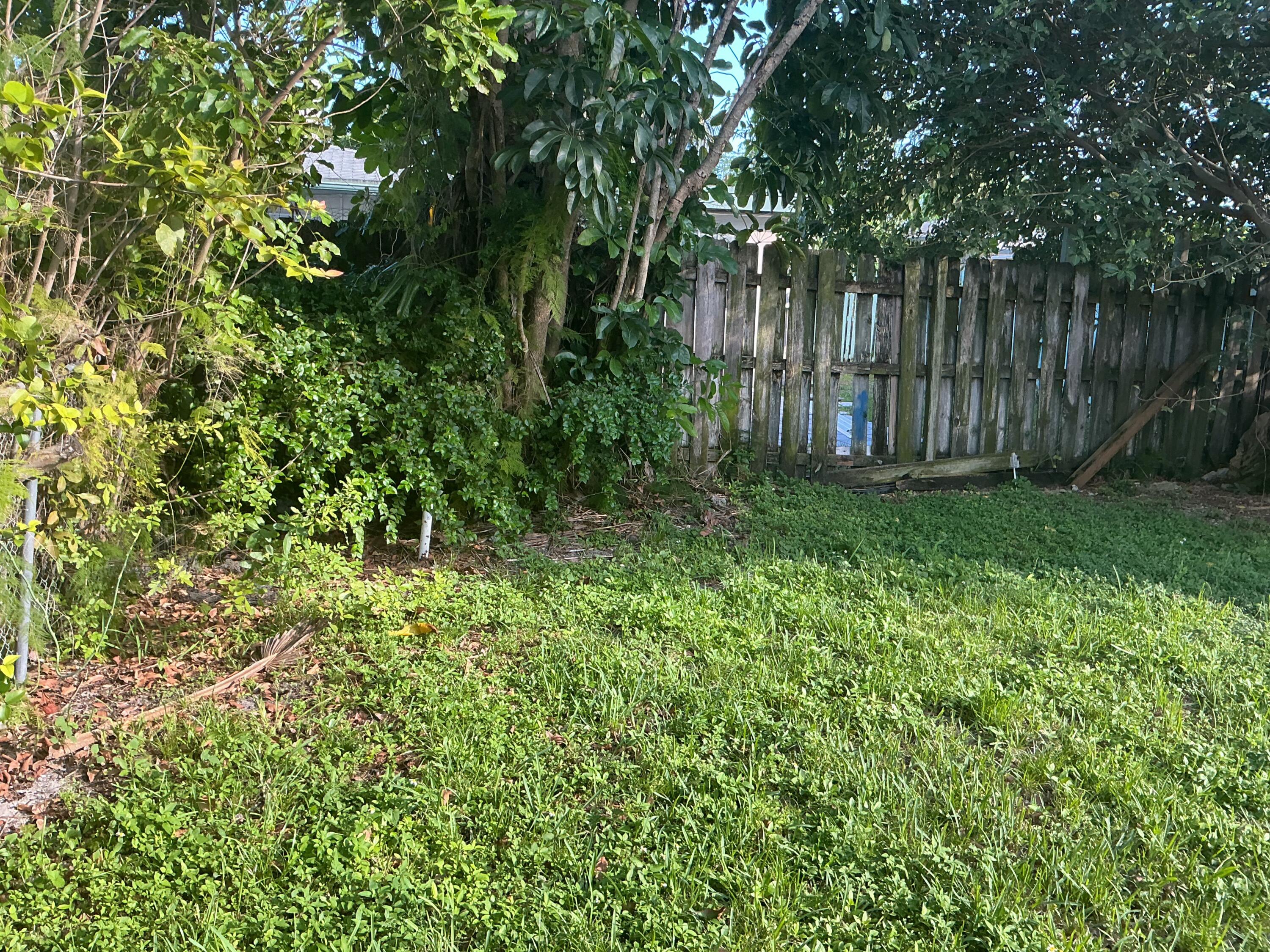 110 NW 193RD Street — Photo 5