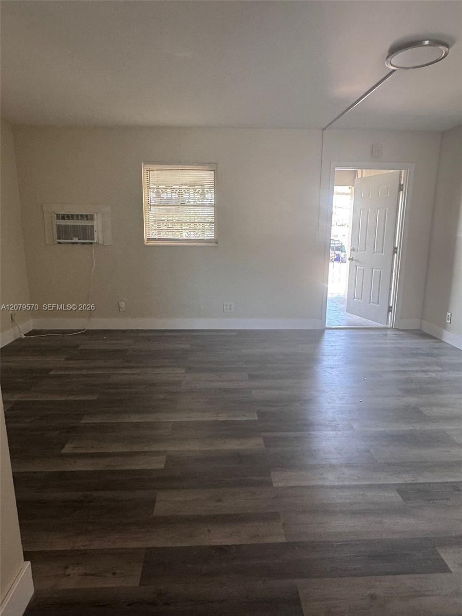 2150 Madison St # 22 — Photo 2