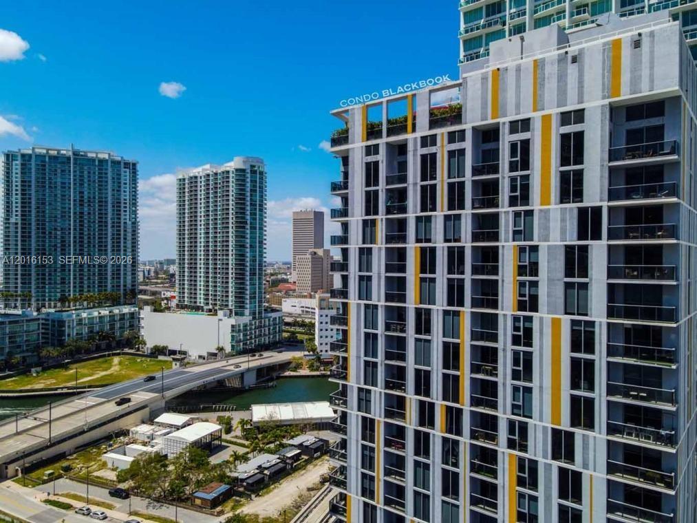 31 SE 6th St # 1904, Miami FL 33131