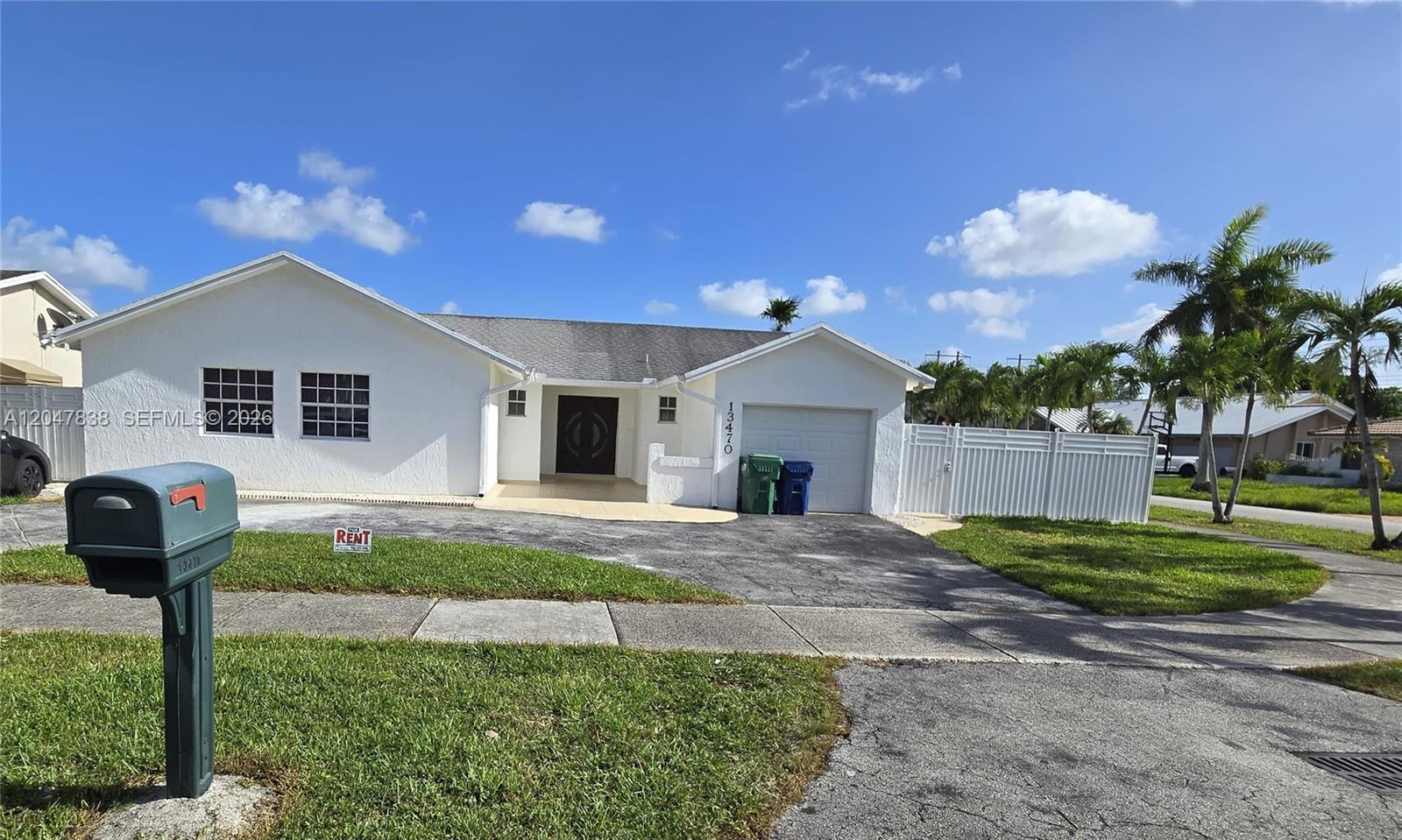 13470 SW 24th St, Miami FL 33175