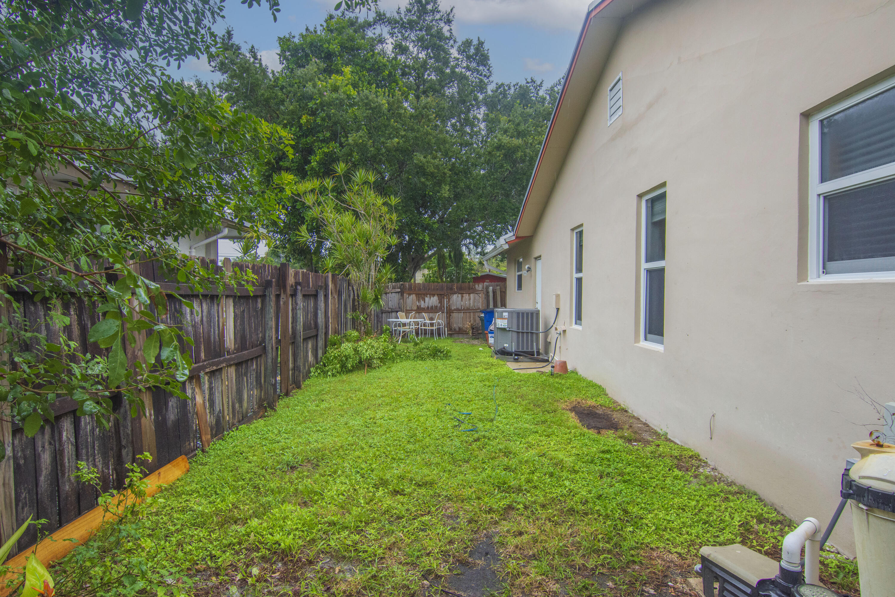 8860 SW 49TH Street — Photo 5