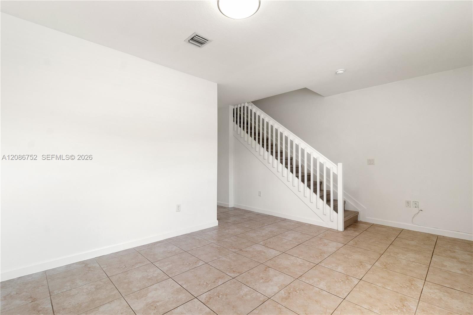 3217 SE 4th St # 3217 — Photo 4