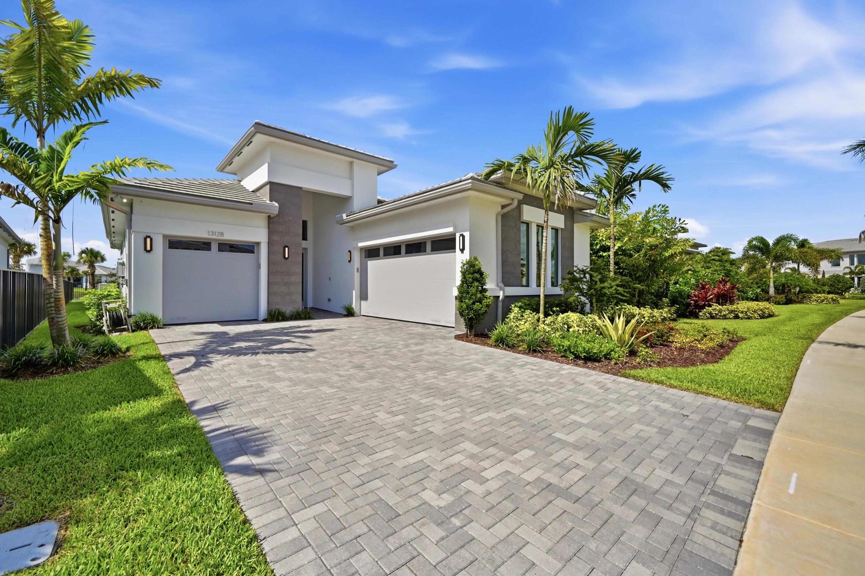 13128 Feathering Way, Palm Beach Gardens FL 33412