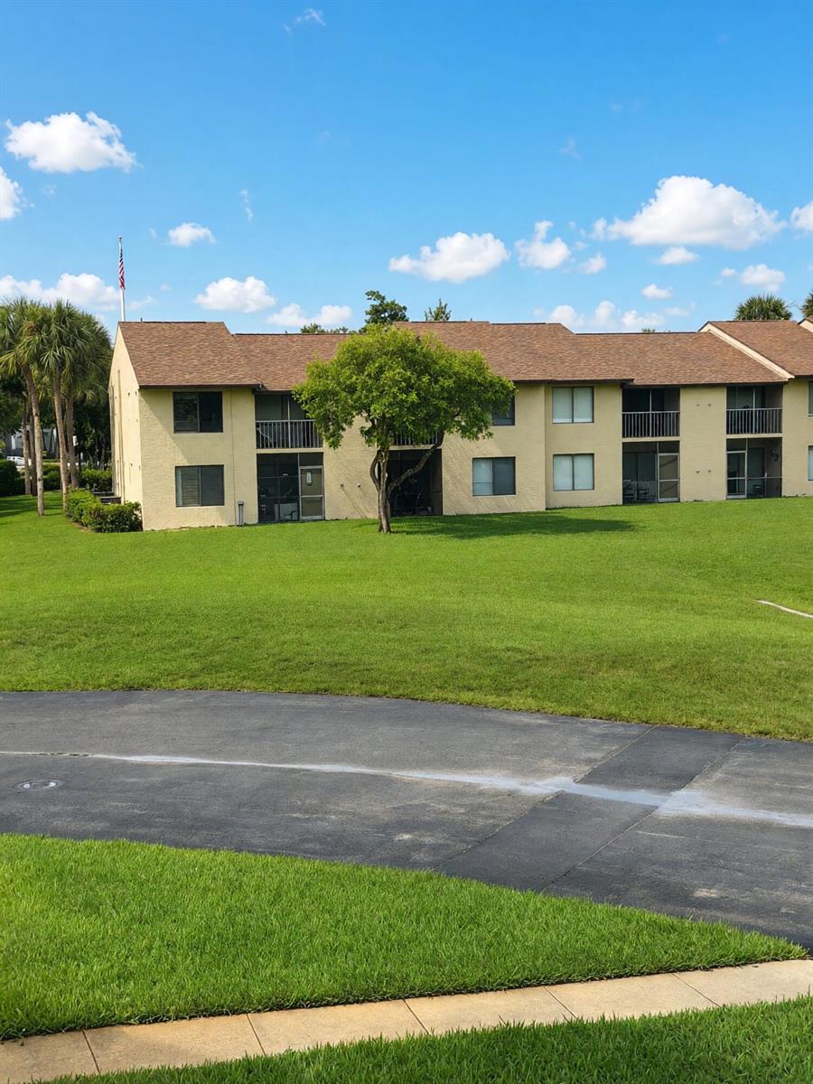 6716 Palmetto Circle S # 202, Boca Raton FL 33433