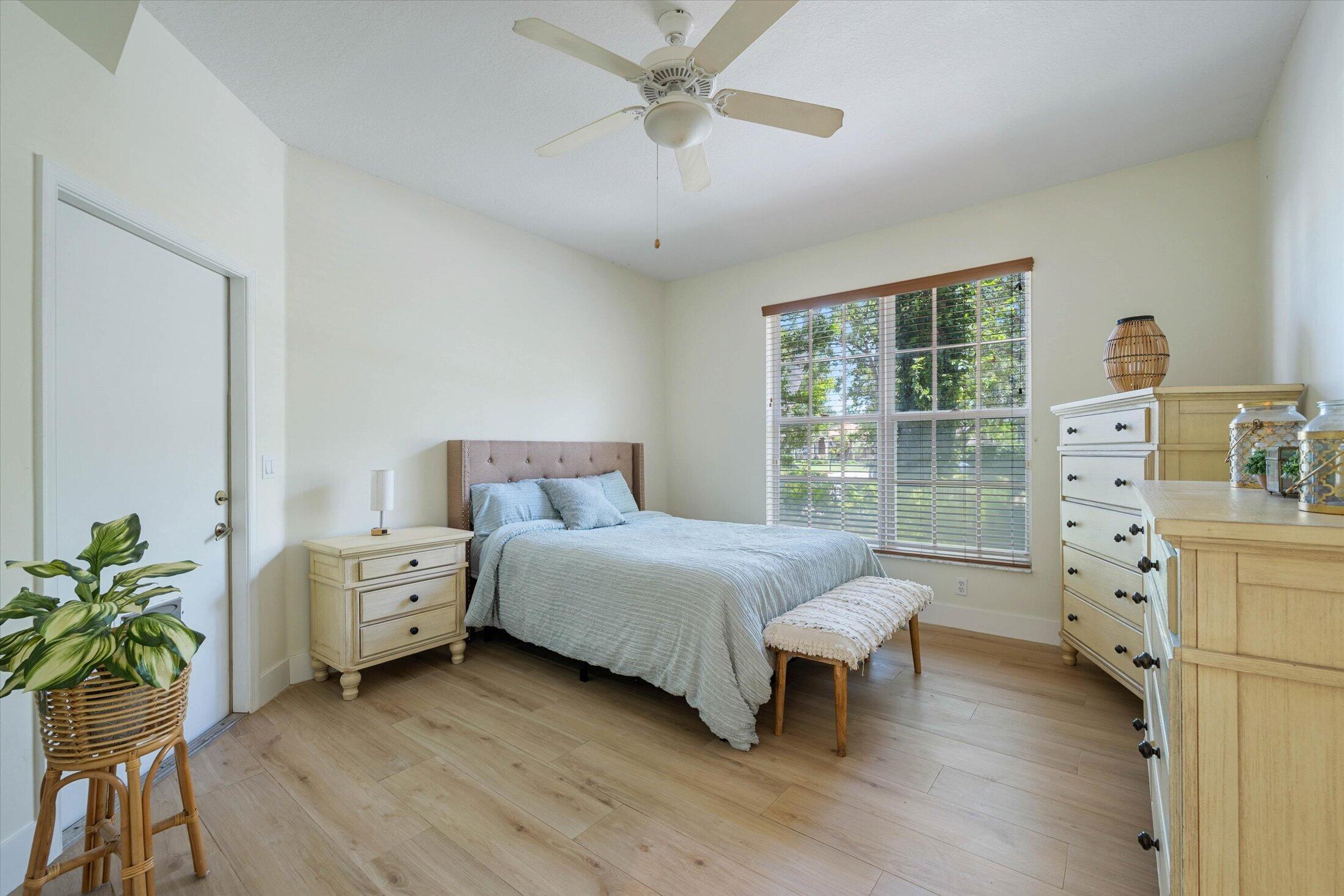 6162 NW 121ST Avenue — Photo 5