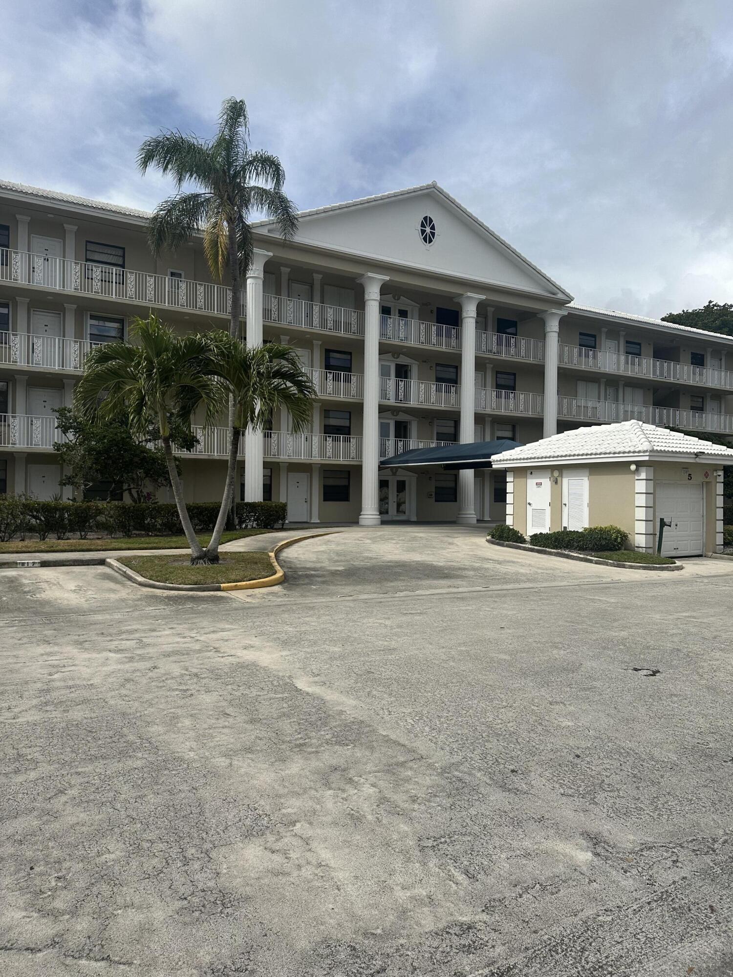 3507 VILLAGE Boulevard # 302, West Palm Beach FL 33409