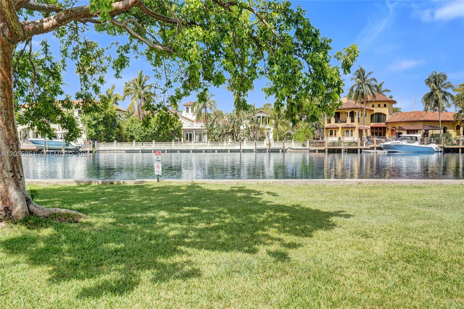 2000 Atlantic Shores Blvd # 207, Hallandale Beach FL 33009