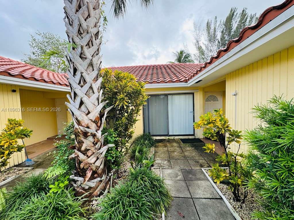 3405 NW 82nd Ave — Photo 3