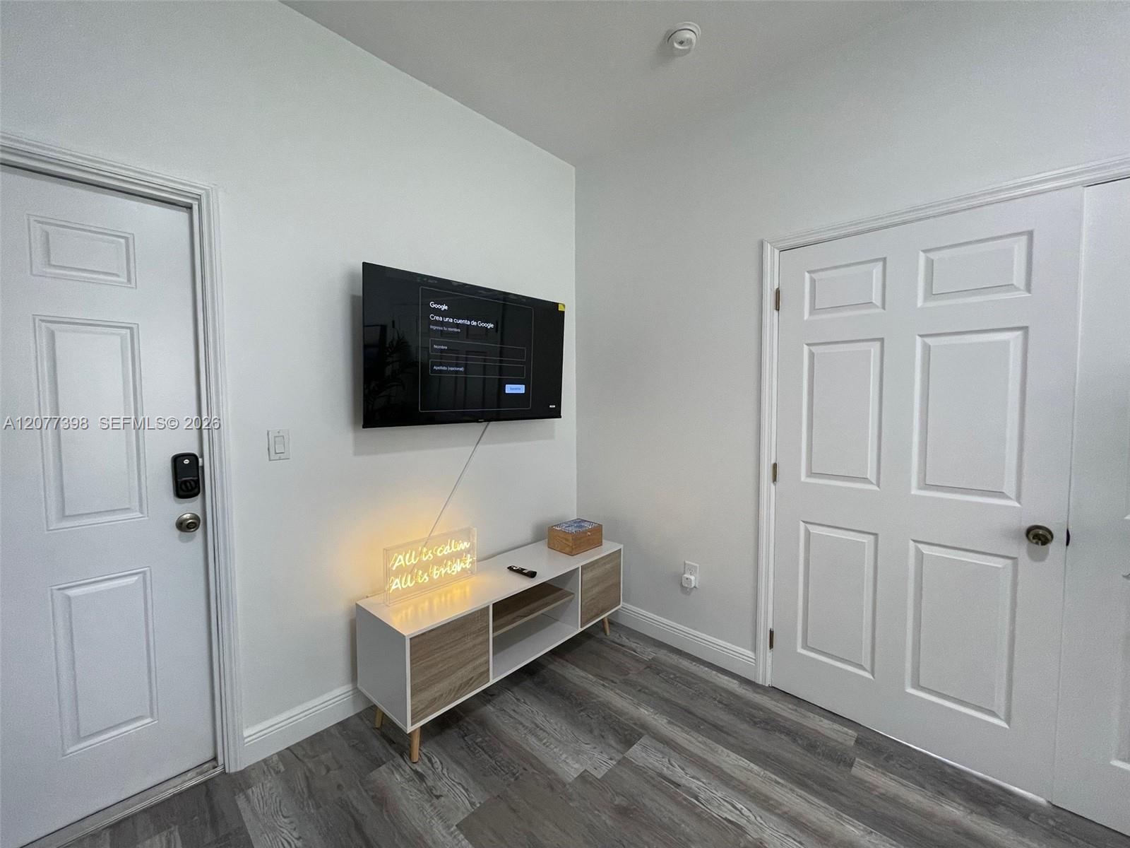 29 Oviedo Ave # 4 — Photo 5