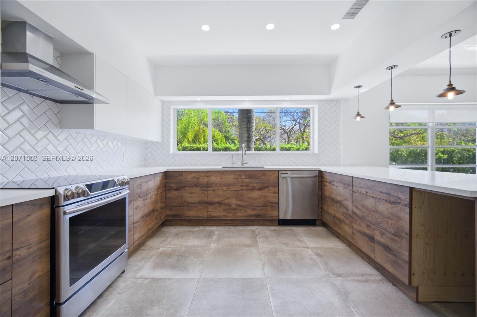 2300 S Miami Ave # 2300 View 10