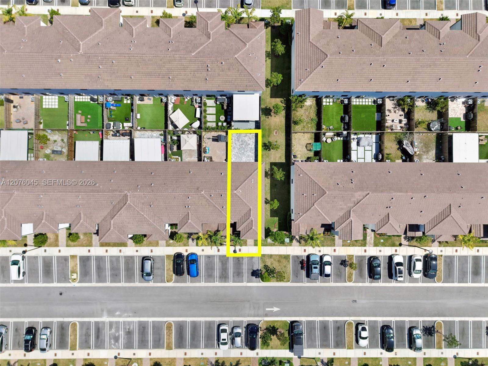 12877 SW 232nd Ln — Photo 3