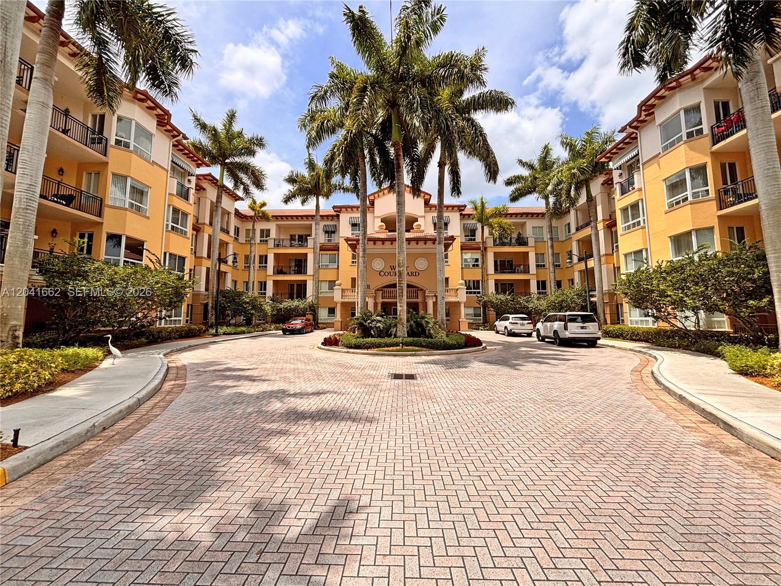 16101 Emerald Estates Dr # 155, Weston FL 33331