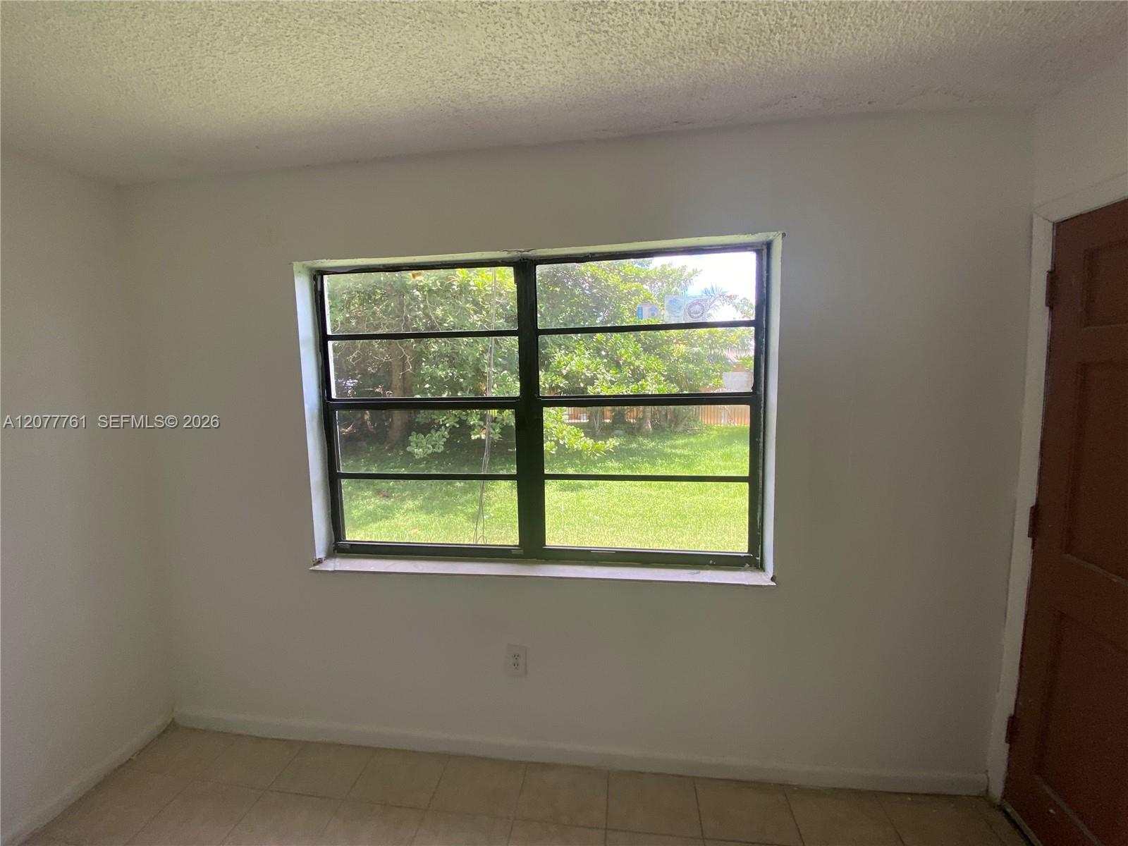 1415 NE 118th Ter # 1421 — Photo 4