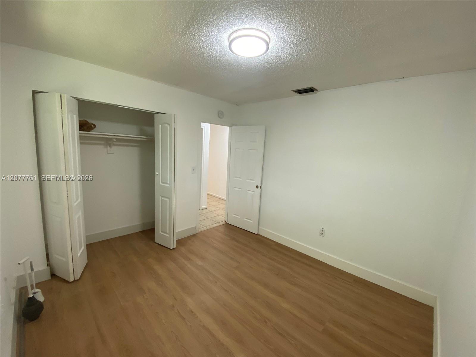 1415 NE 118th Ter # 1421 — Photo 5