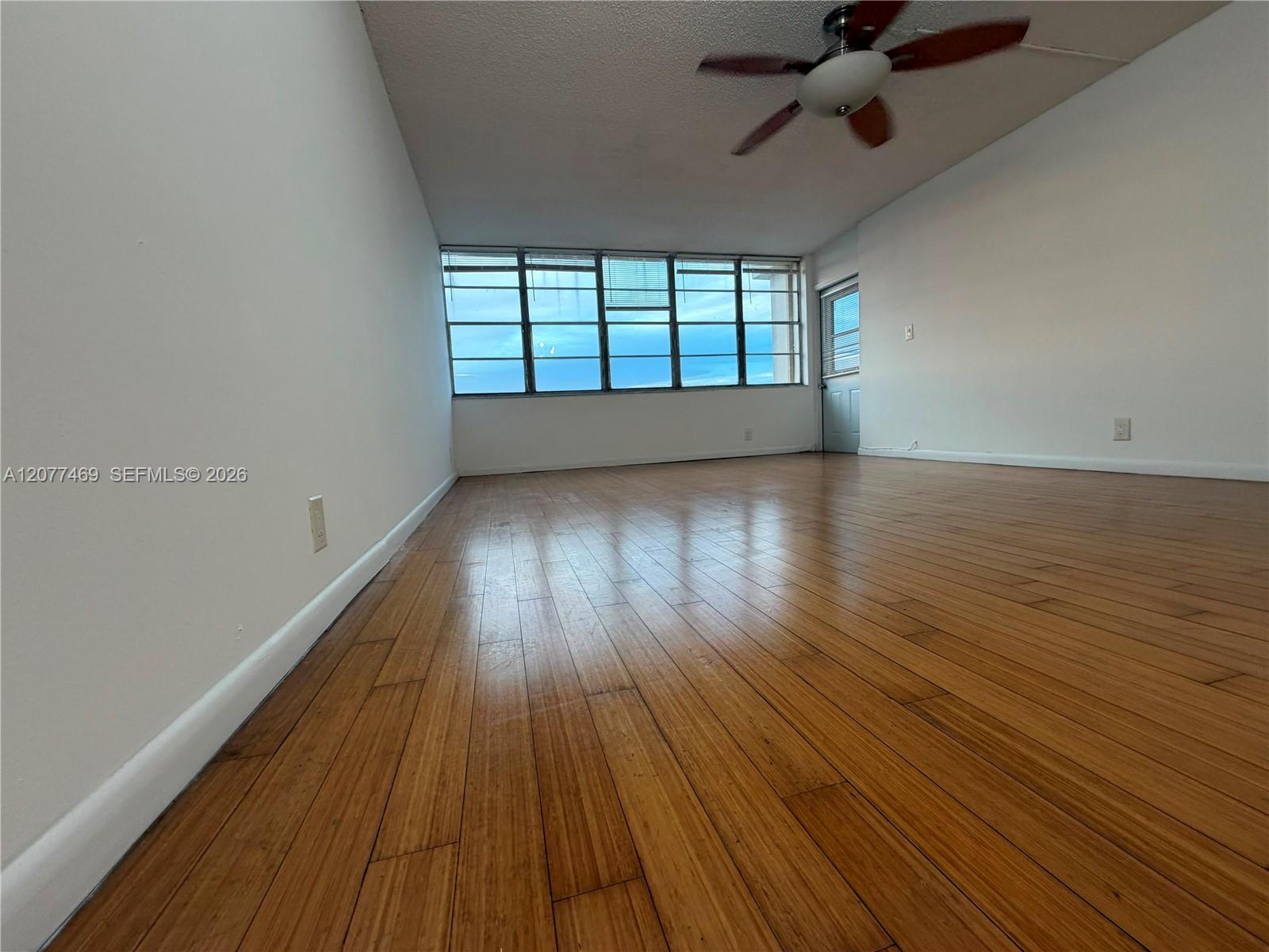 2025 NE 164th St # 1015 — Photo 3