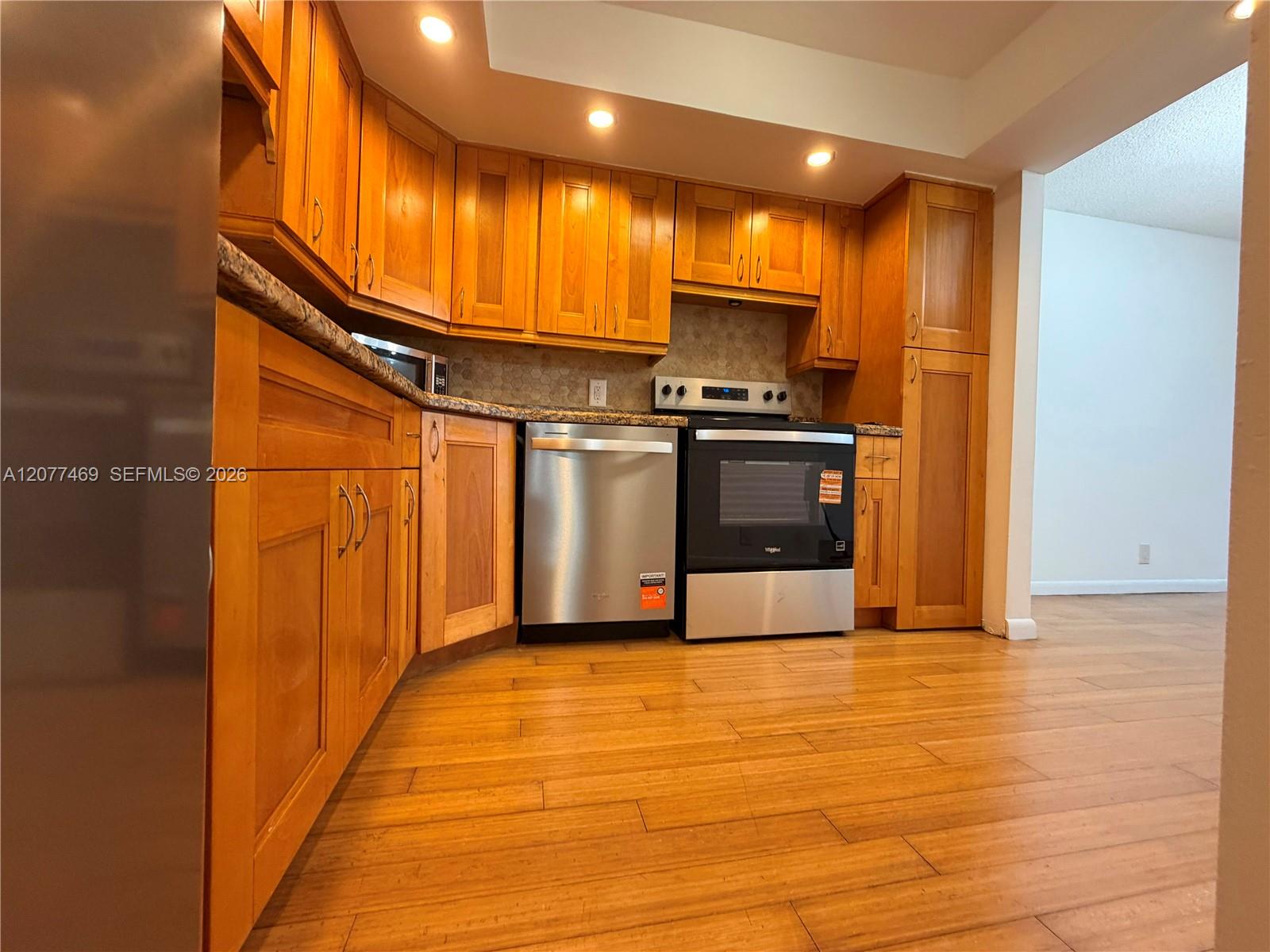 2025 NE 164th St # 1015 — Photo 4