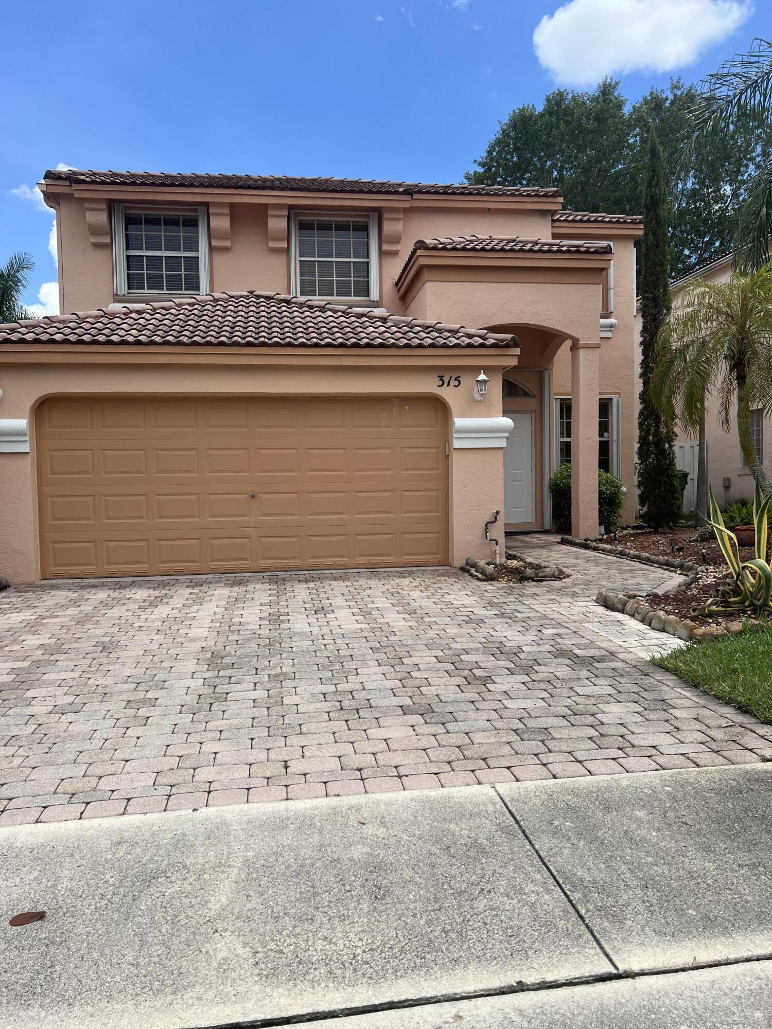 315 NW 158TH Lane, Pembroke Pines FL 33028