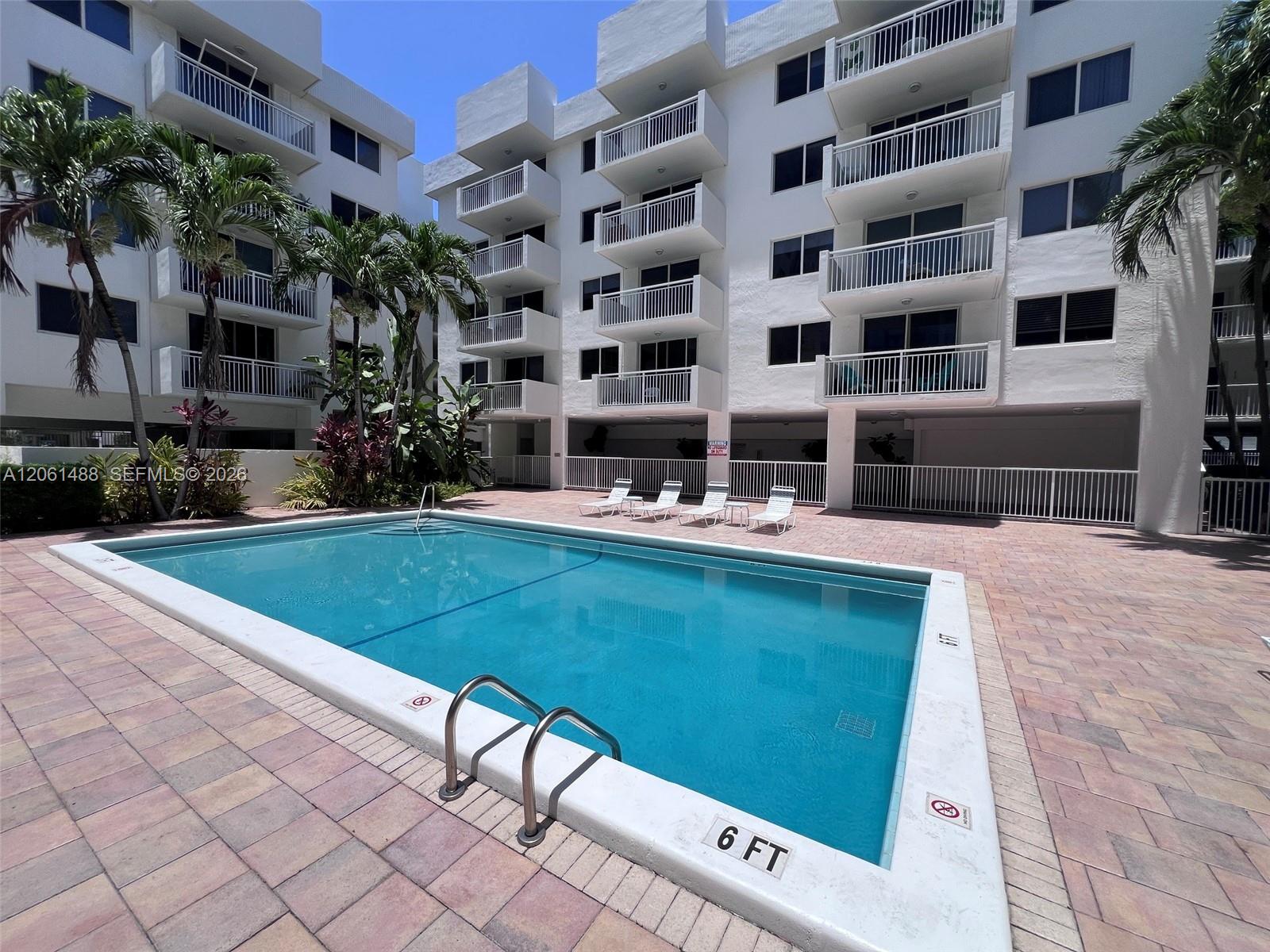1665 Bay Rd # 416, Miami Beach FL 33139