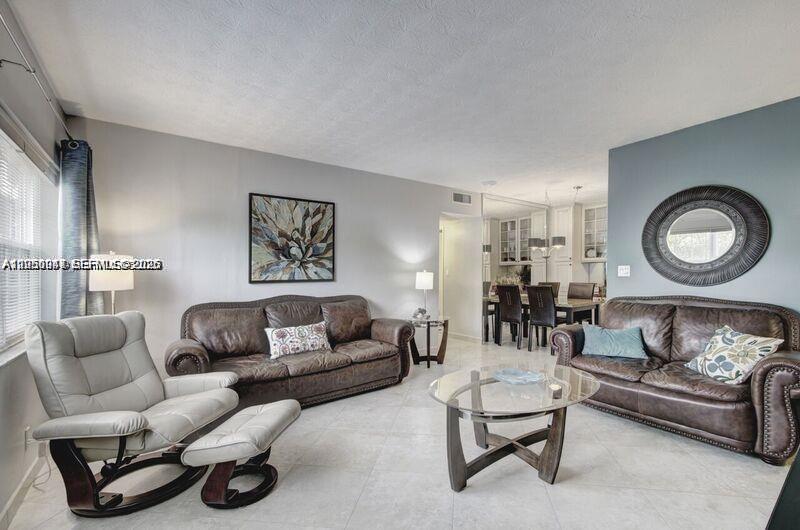 221 SE 9th Ave # 112 — Photo 3