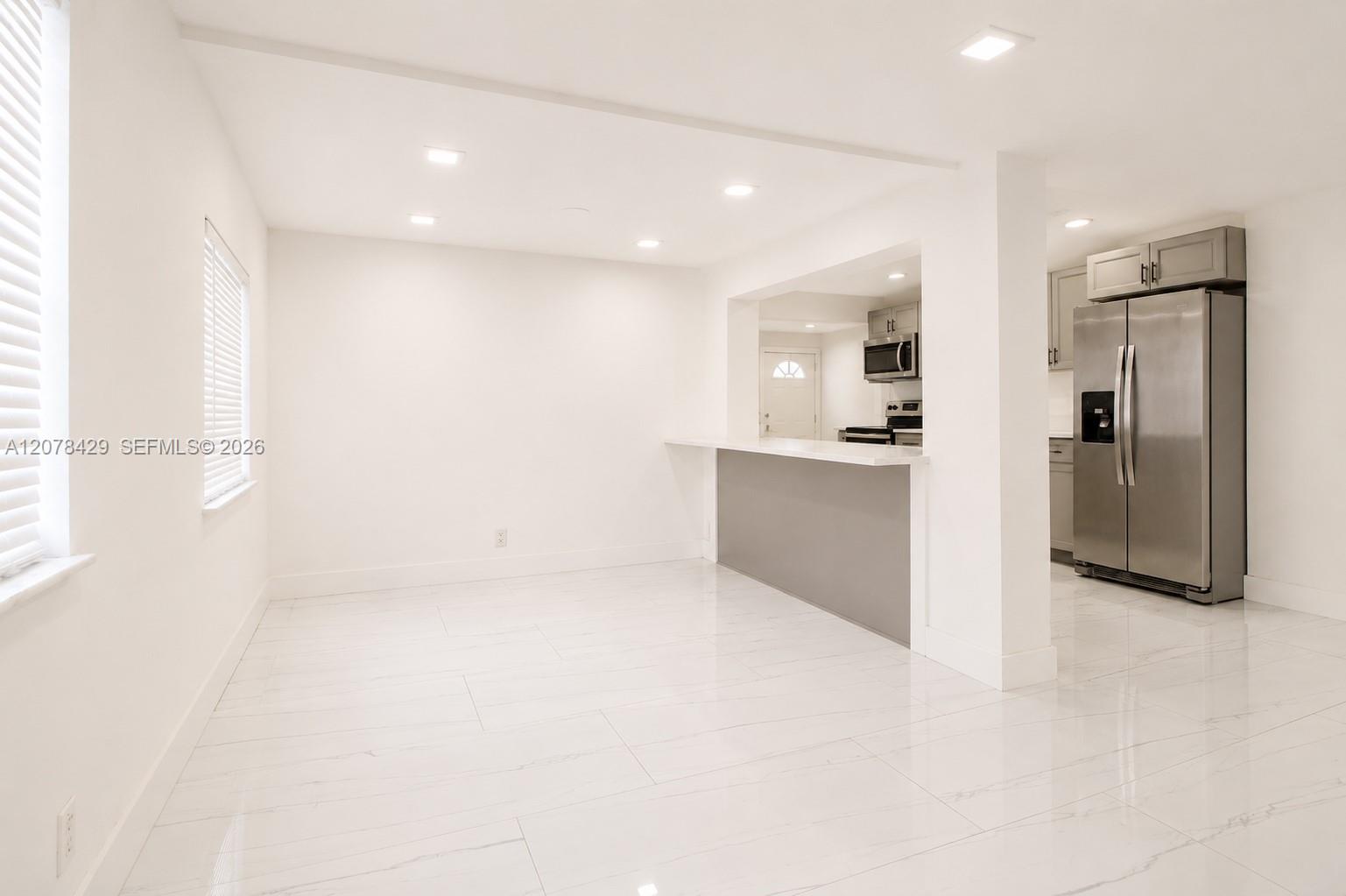 5225 NE 1st Ave — Photo 4