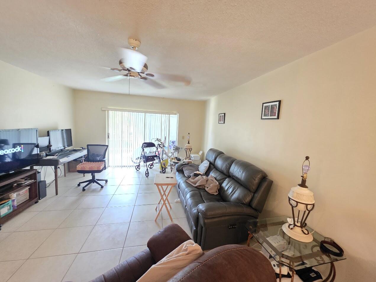700 LAYNE Boulevard # 318 — Photo 3