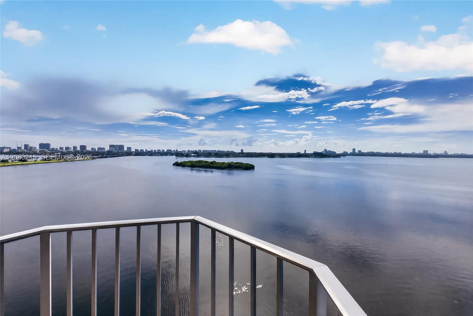 11930 N Bayshore Dr # 1405 — Photo 4