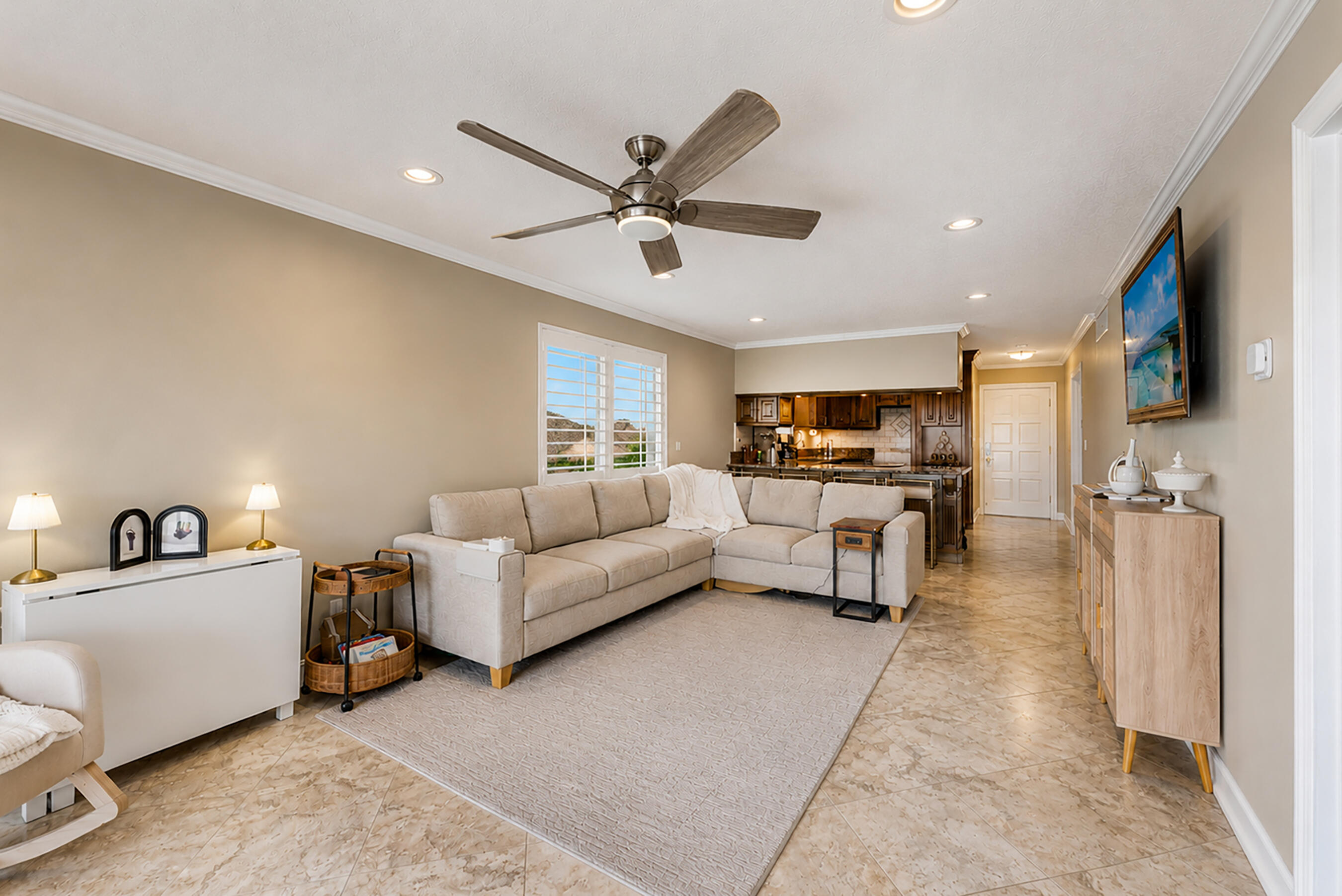 326 Northlake Drive # 201 — Photo 4