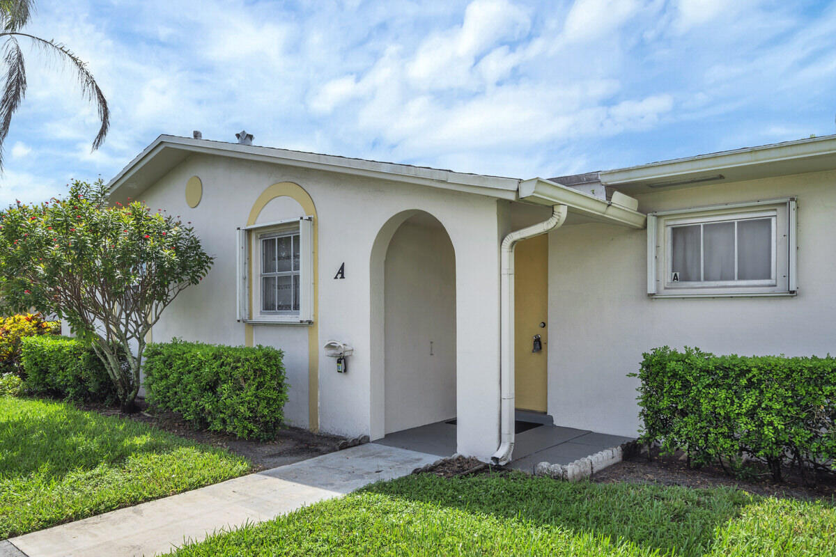 2680 Emory Drive E # A — Photo 2