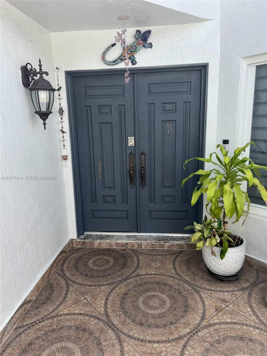 5861 SW 149th Ct — Photo 2