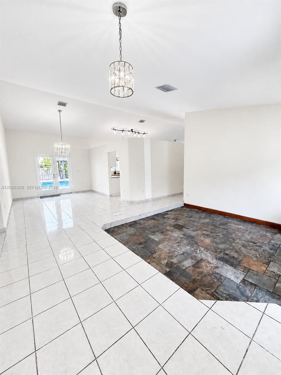 16080 SW 155th Ct — Photo 2