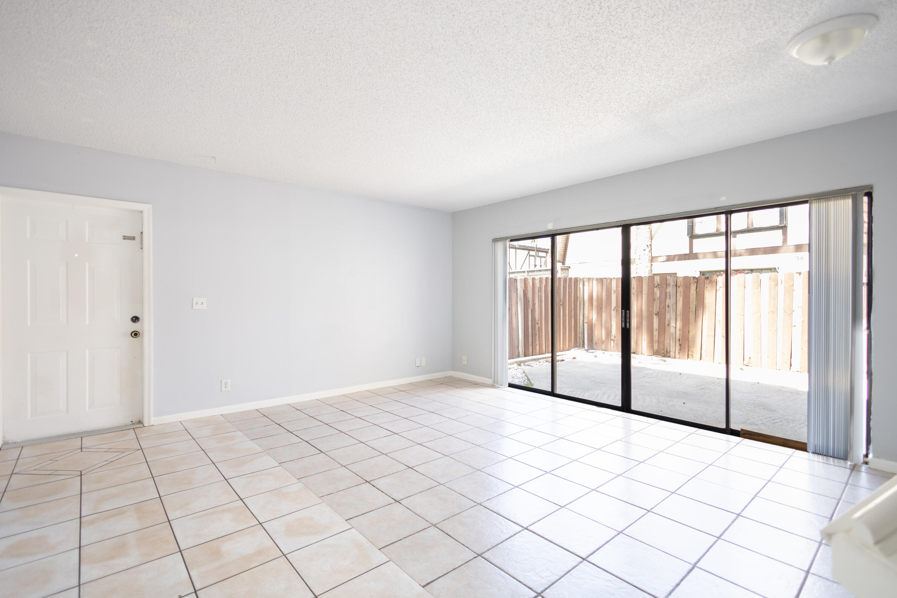 110 Weybridge Circle # A — Photo 2