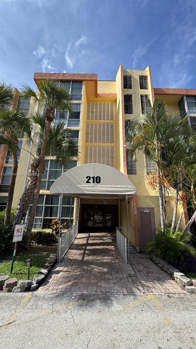 210 172nd St # 144, Sunny Isles Beach FL 33160