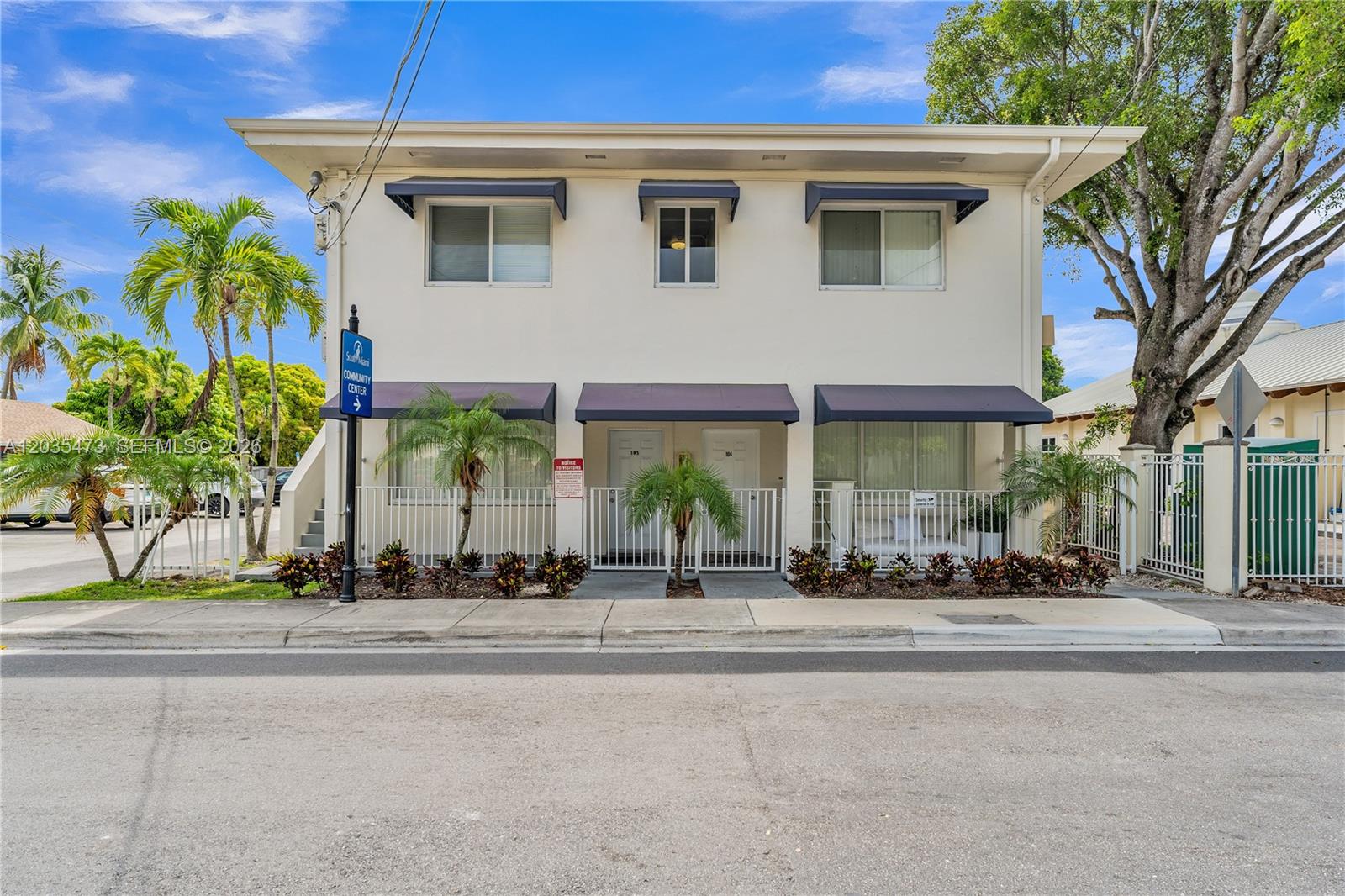 6647 SW 59th Pl # 101, South Miami FL 33143