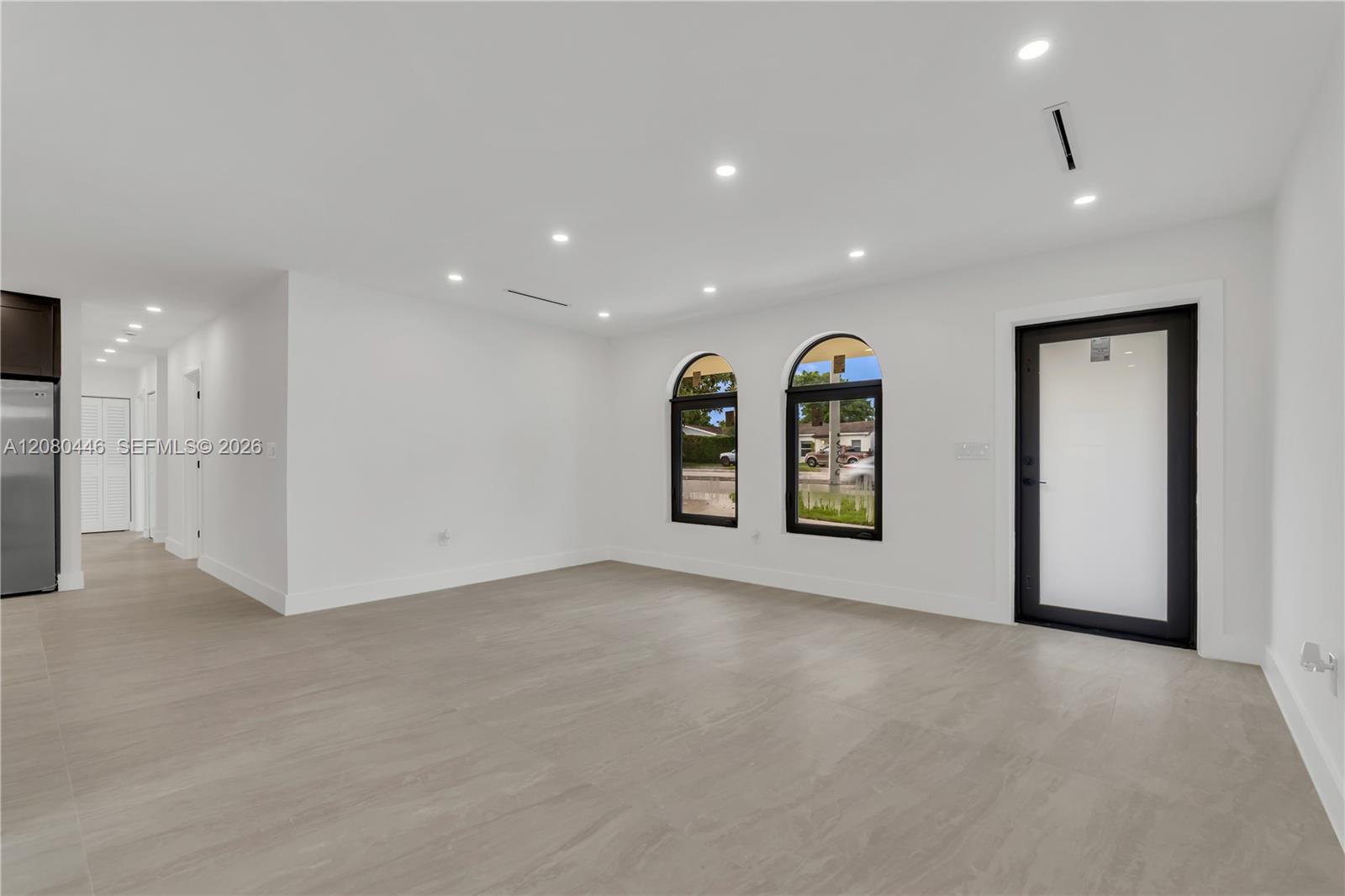 6235 SW 24th St — Photo 4
