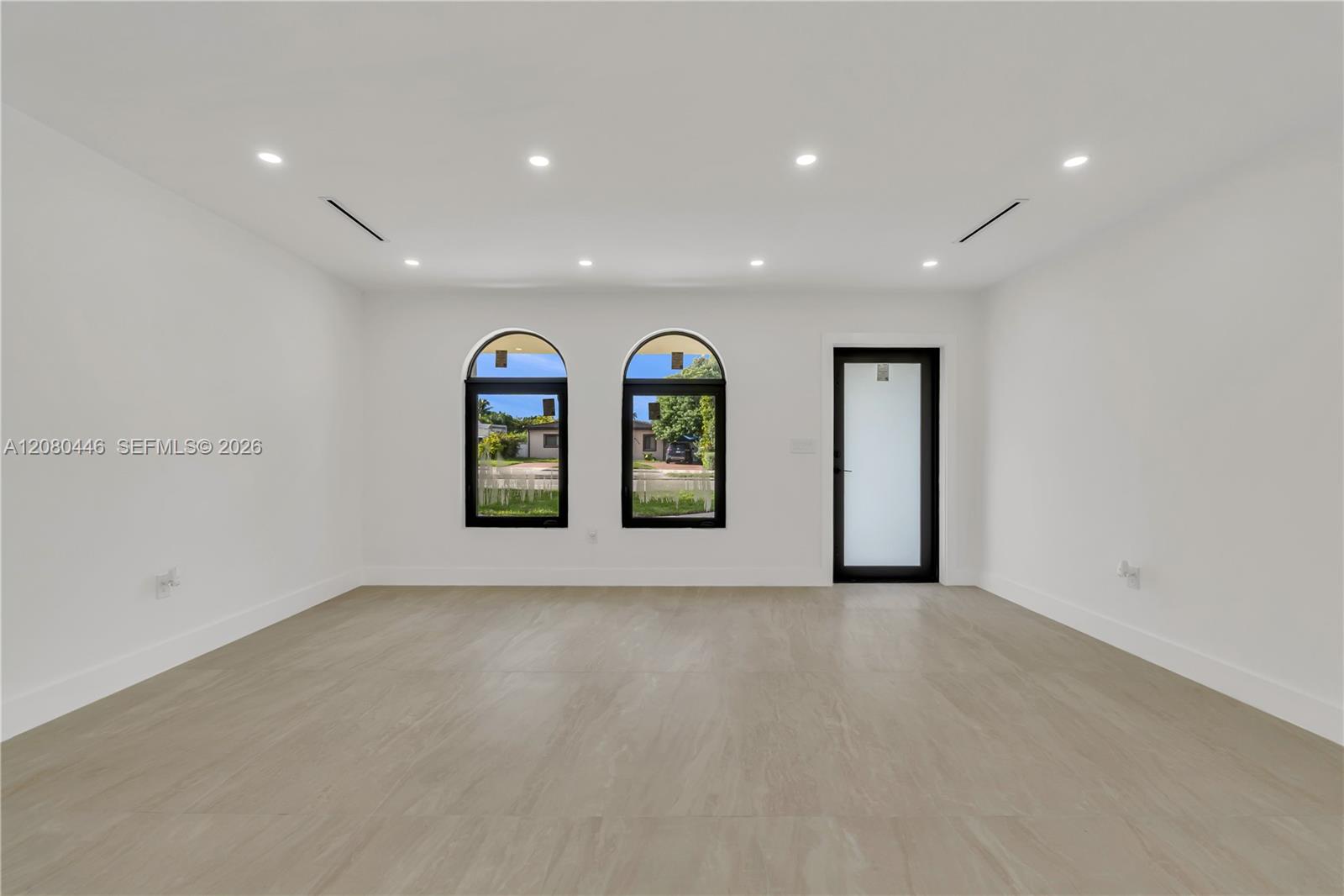 6235 SW 24th St — Photo 5