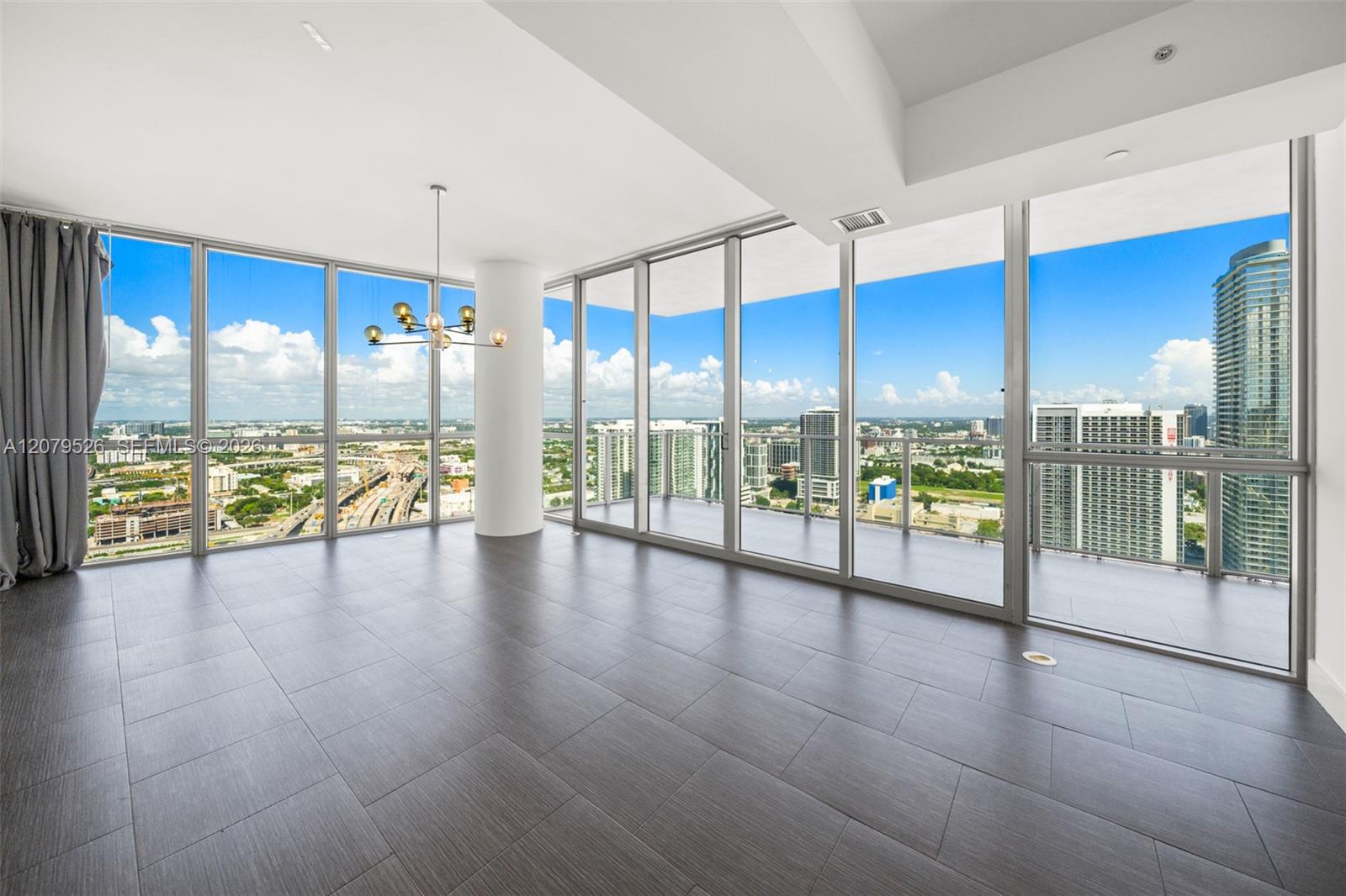 1100 Biscayne Blvd # 3805 — Photo 3