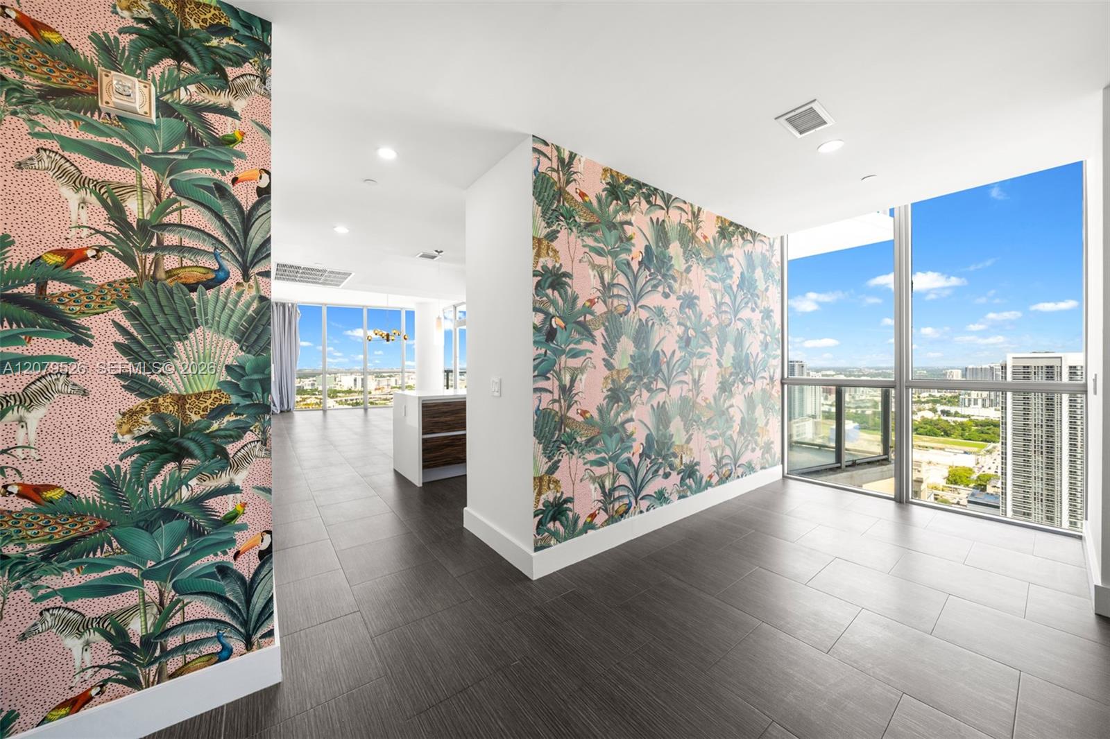 1100 Biscayne Blvd # 3805 — Photo 5