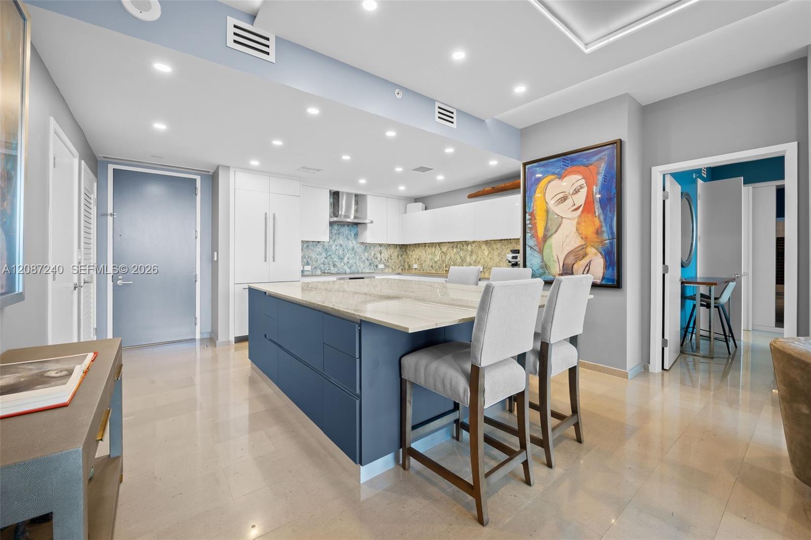 88 SW 7th St # 3107 — Photo 2