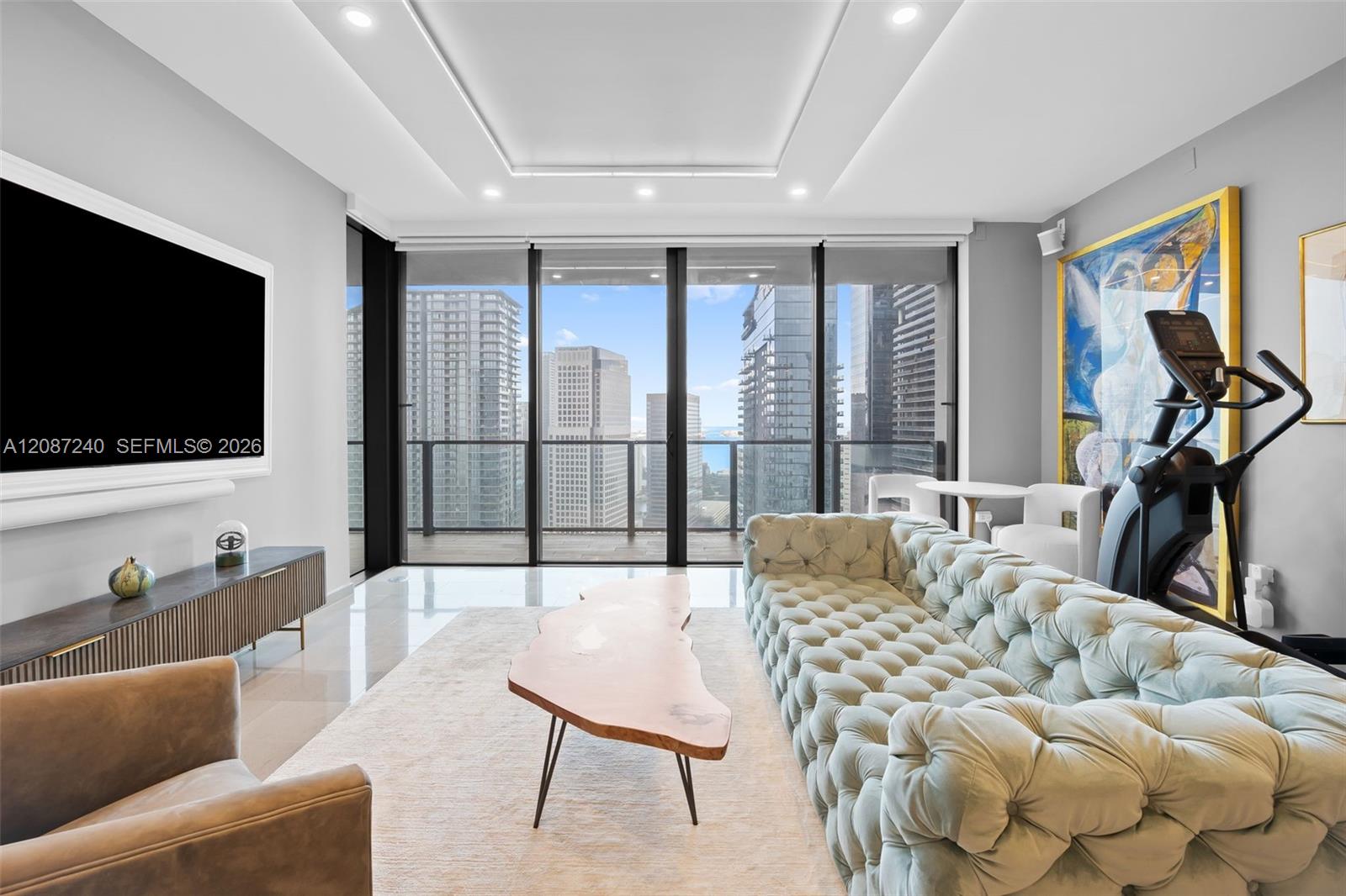 88 SW 7th St # 3107 — Photo 3