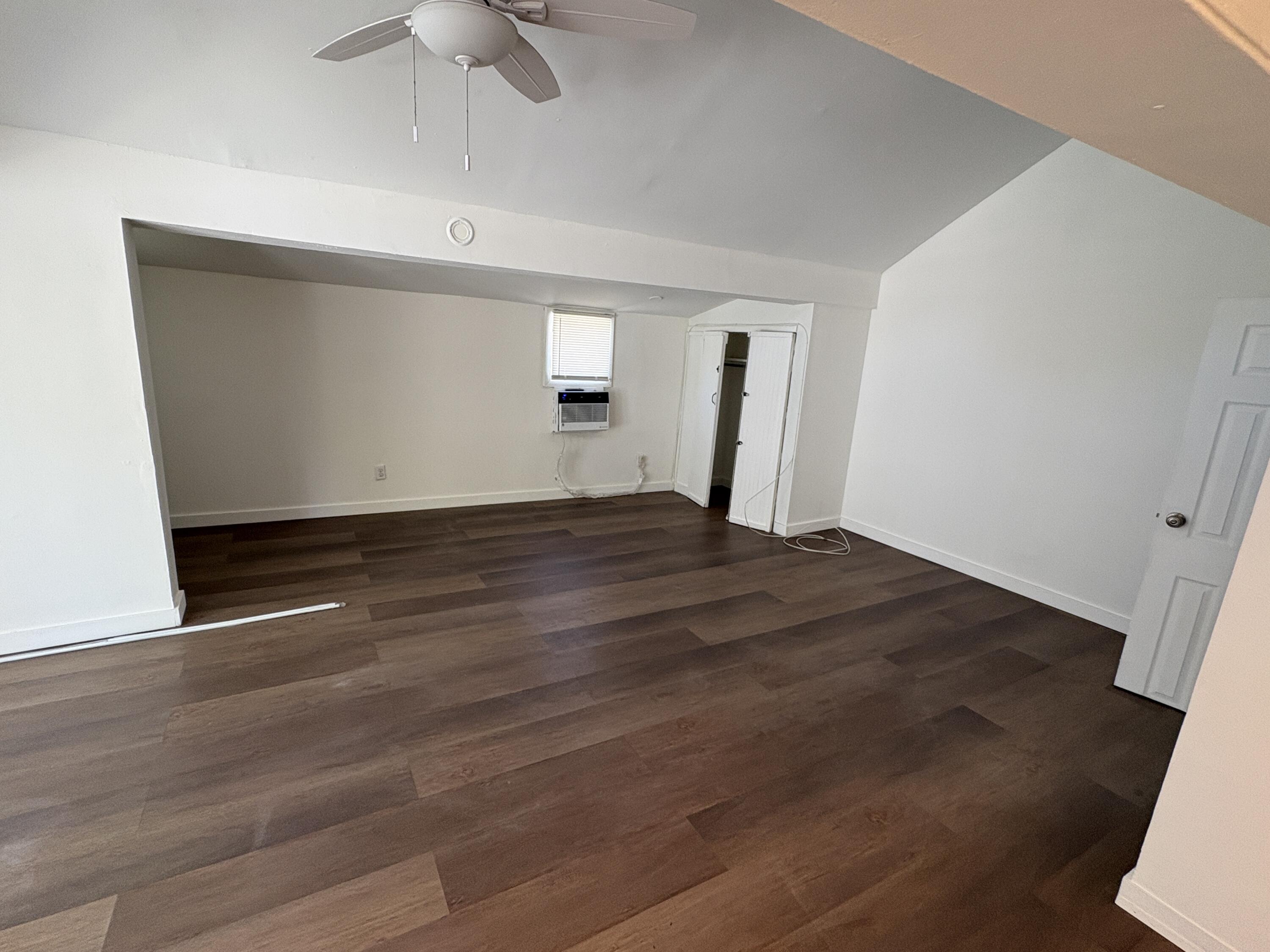 1912 ARTHUR Street # C — Photo 3