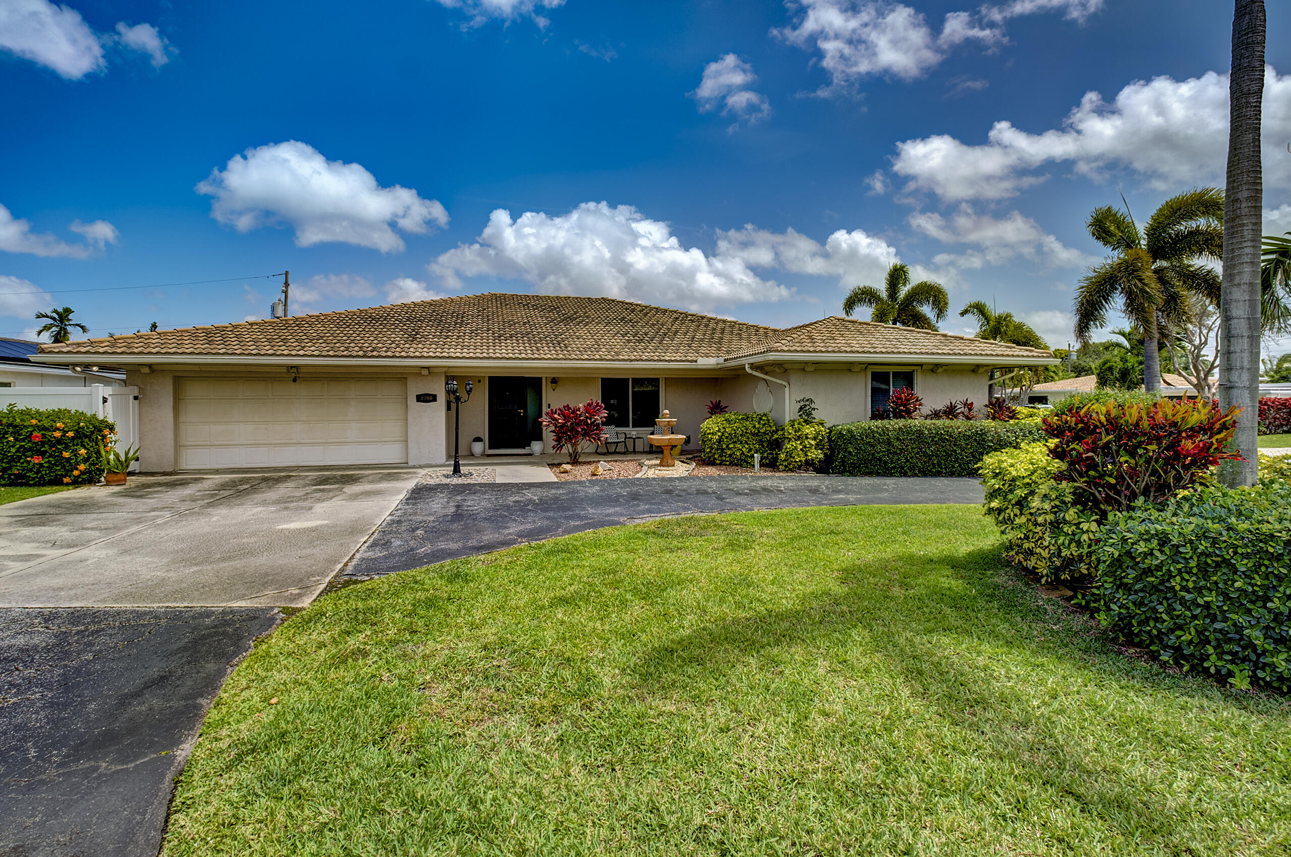 2700 NE 4th Way, Boca Raton FL 33431