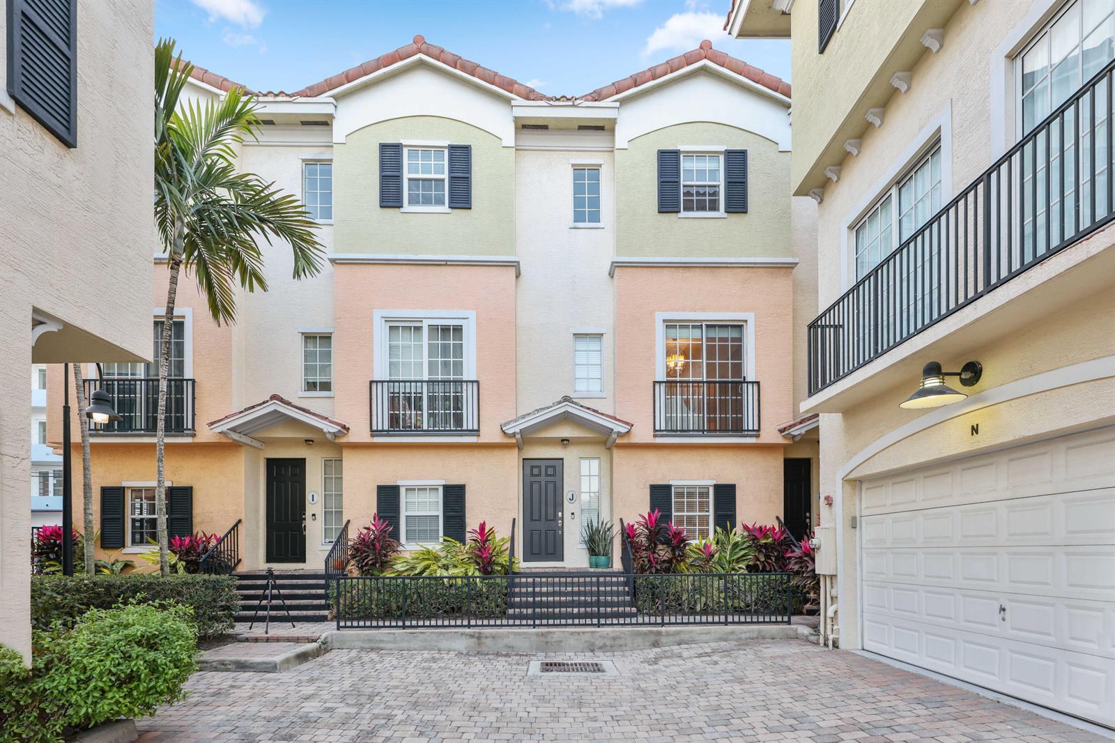 150 NE 6th Avenue # k, Delray Beach FL 33483