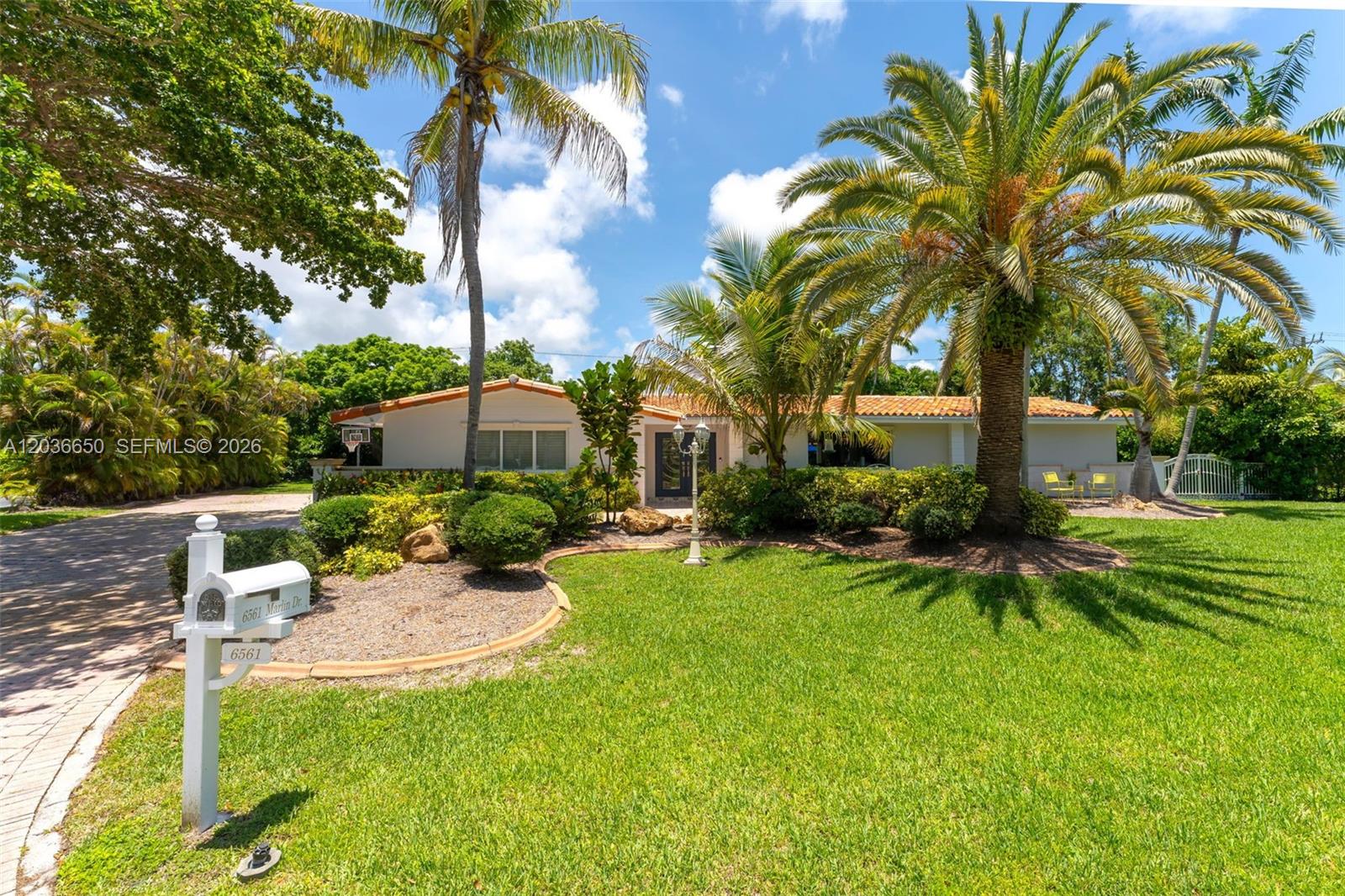 6561 Marlin Dr, Coral Gables FL 33158