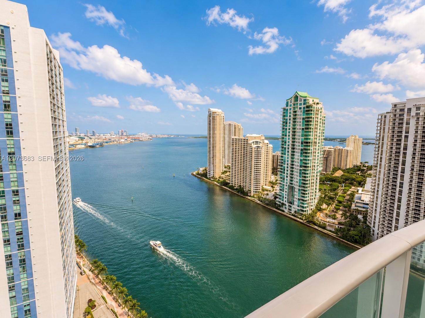 300 S Biscayne Blvd # 2910, Miami FL 33131