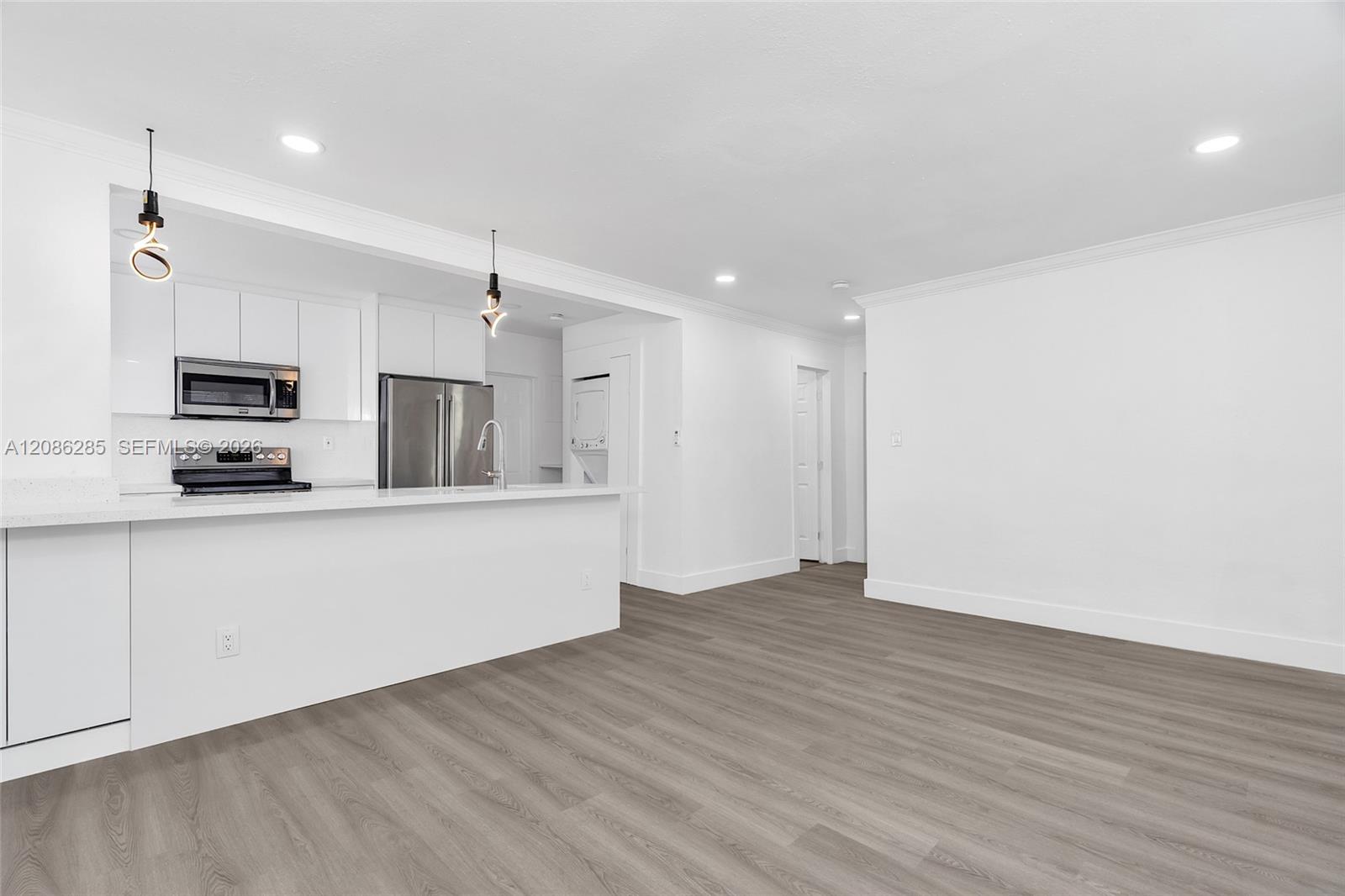 2828 NW 7th St — Photo 4